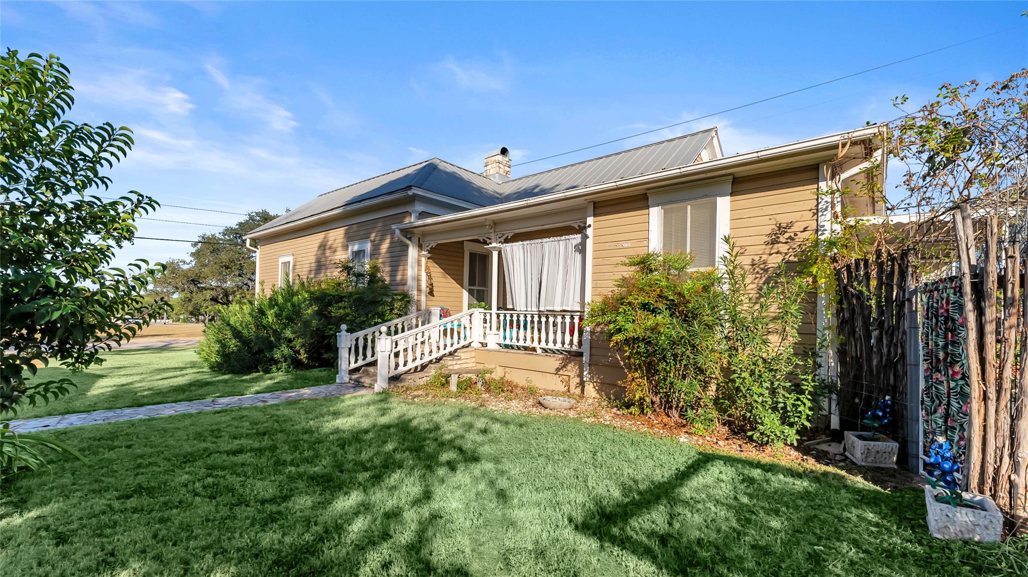 Image 26 of 34 For 309 Boundary St