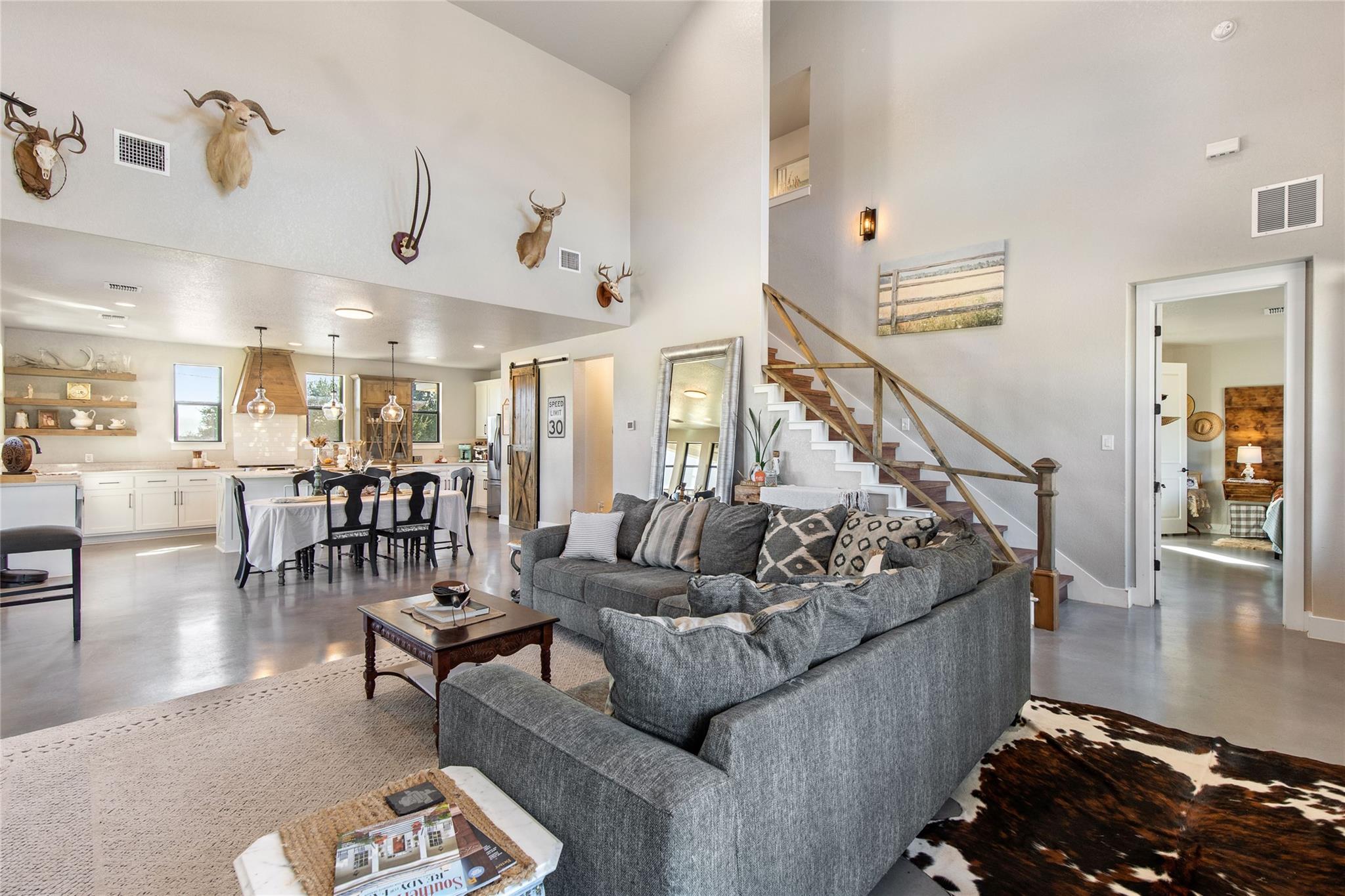 Image 7 of 39 For 164 Lake On Flat Creek Dr