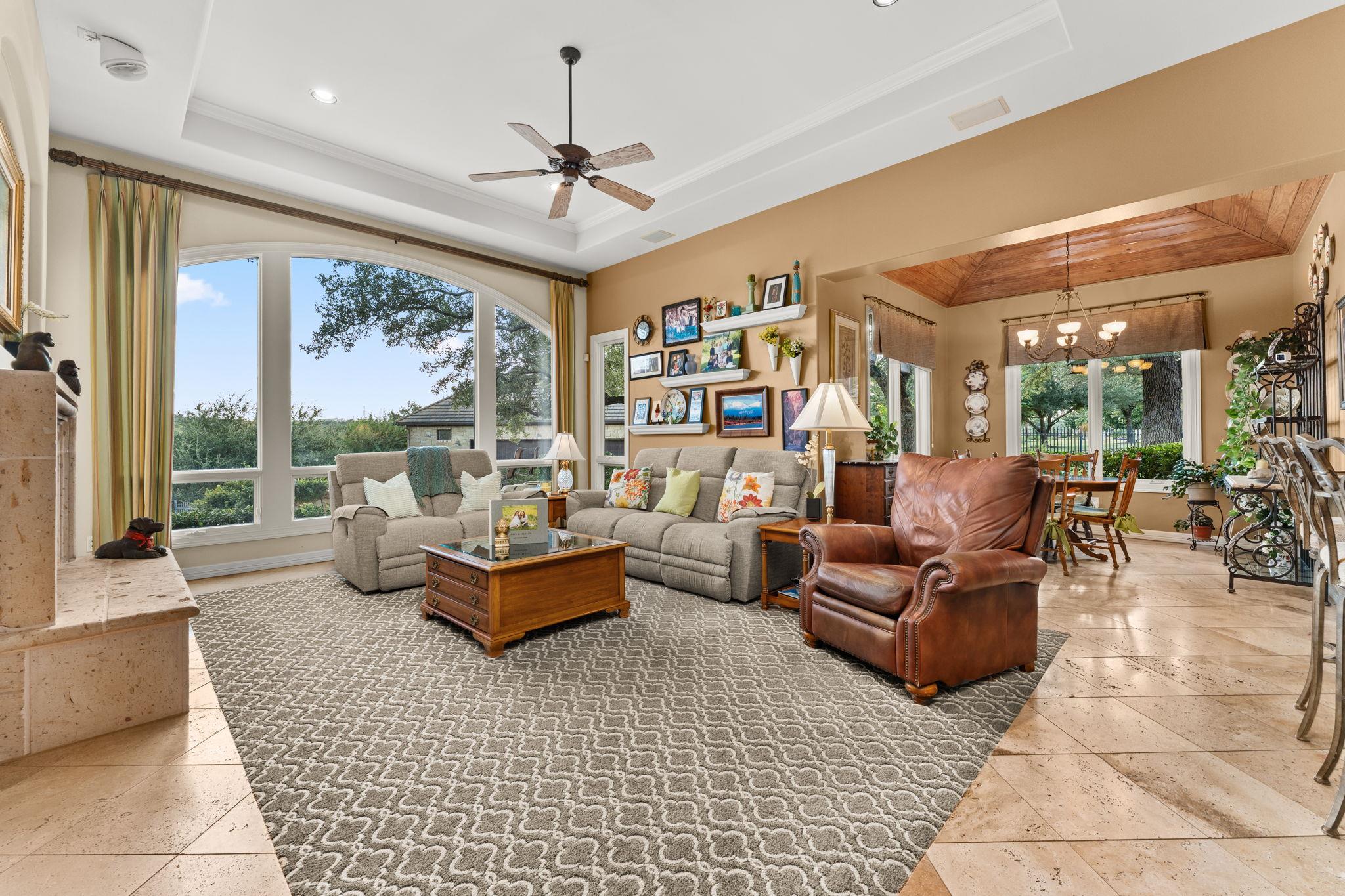 Image 11 of 32 For 201 Bella Cima Dr