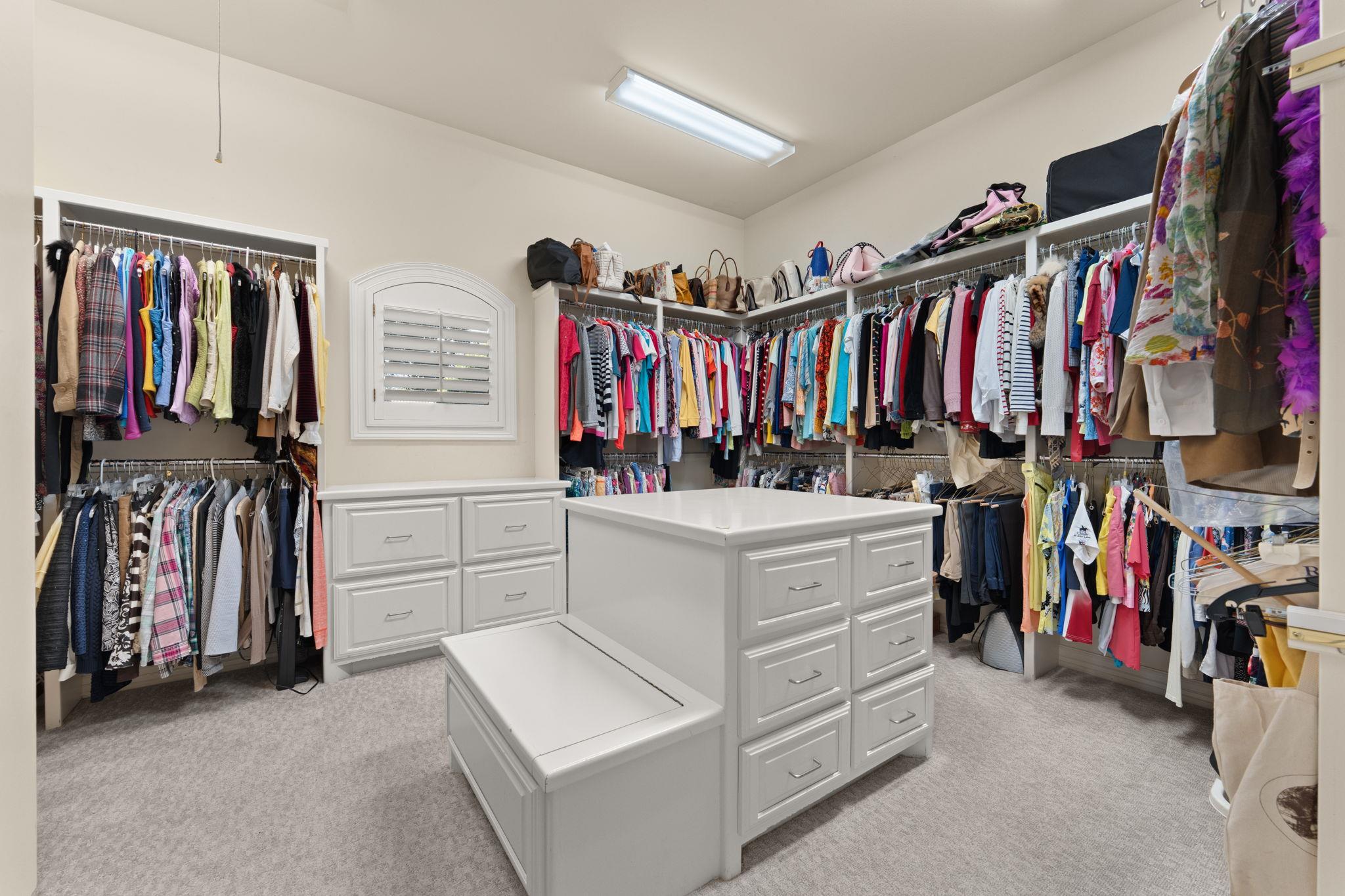 Image 17 of 32 For 201 Bella Cima Dr