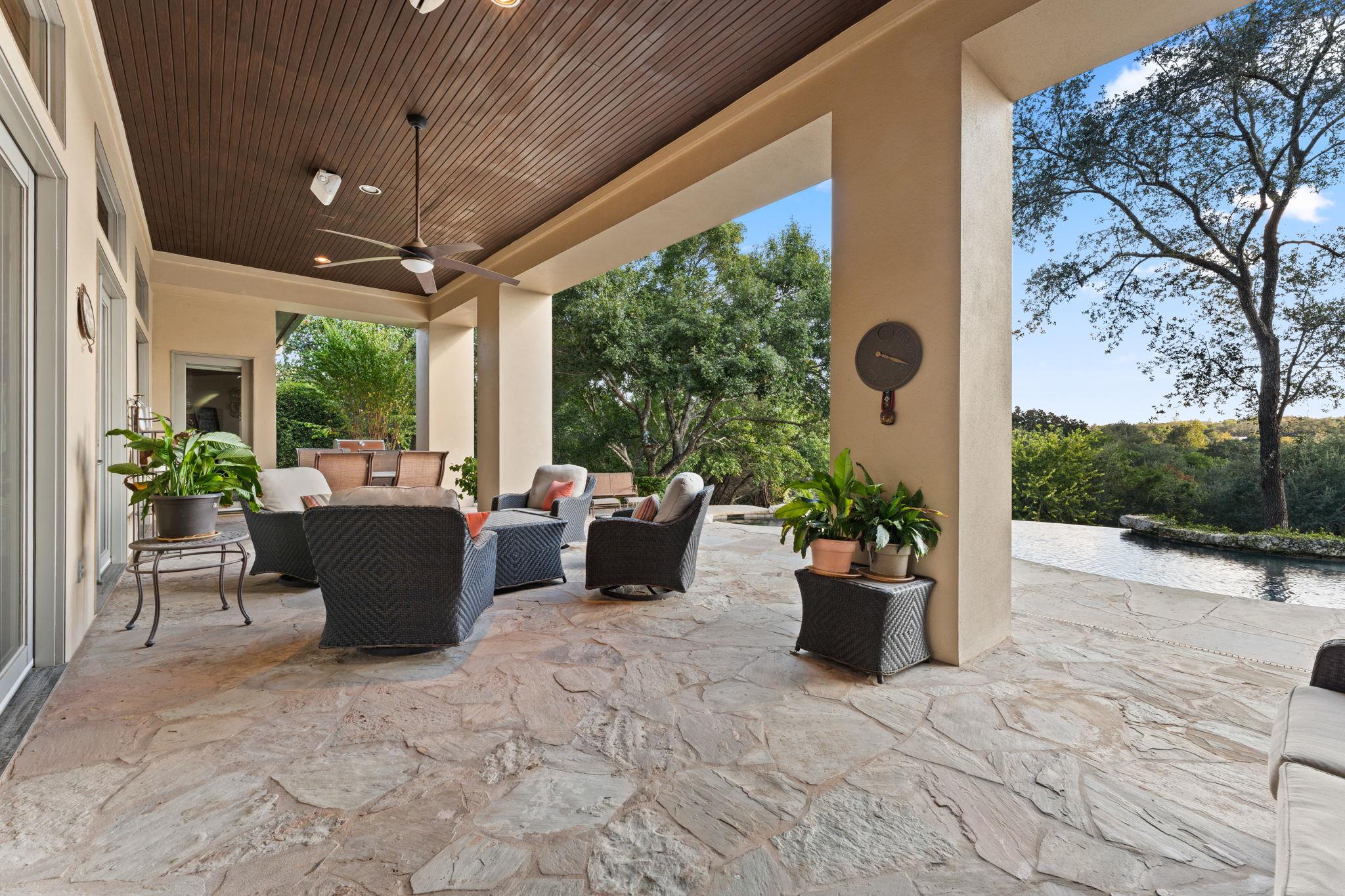 Image 23 of 32 For 201 Bella Cima Dr