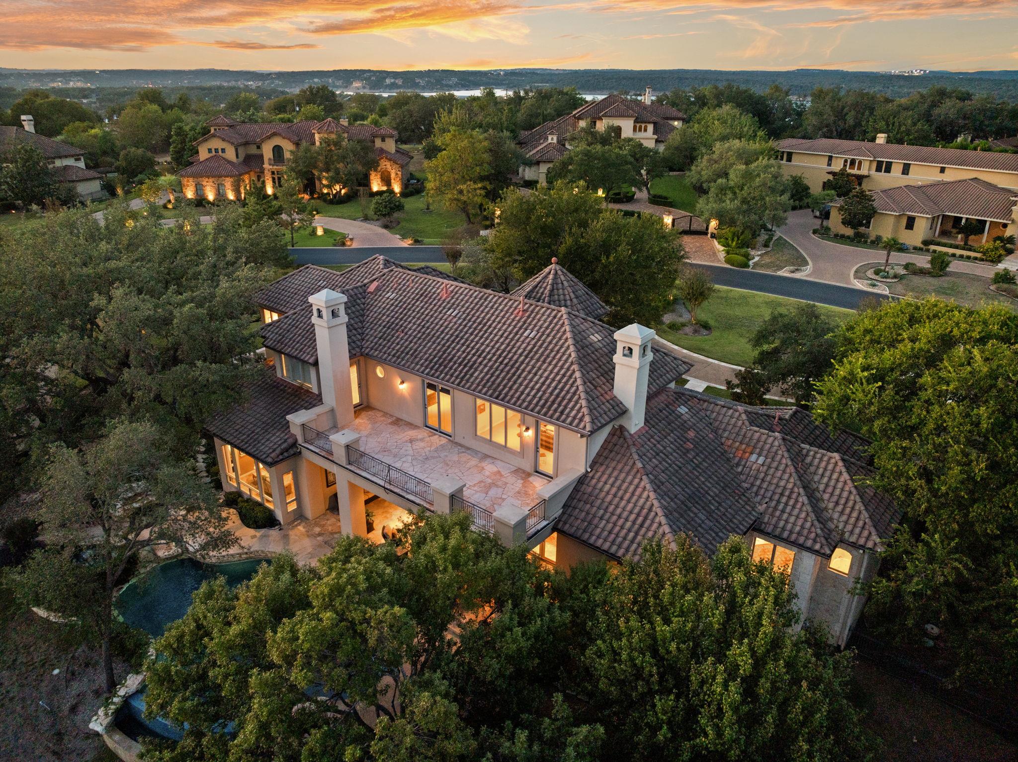 Image 25 of 32 For 201 Bella Cima Dr