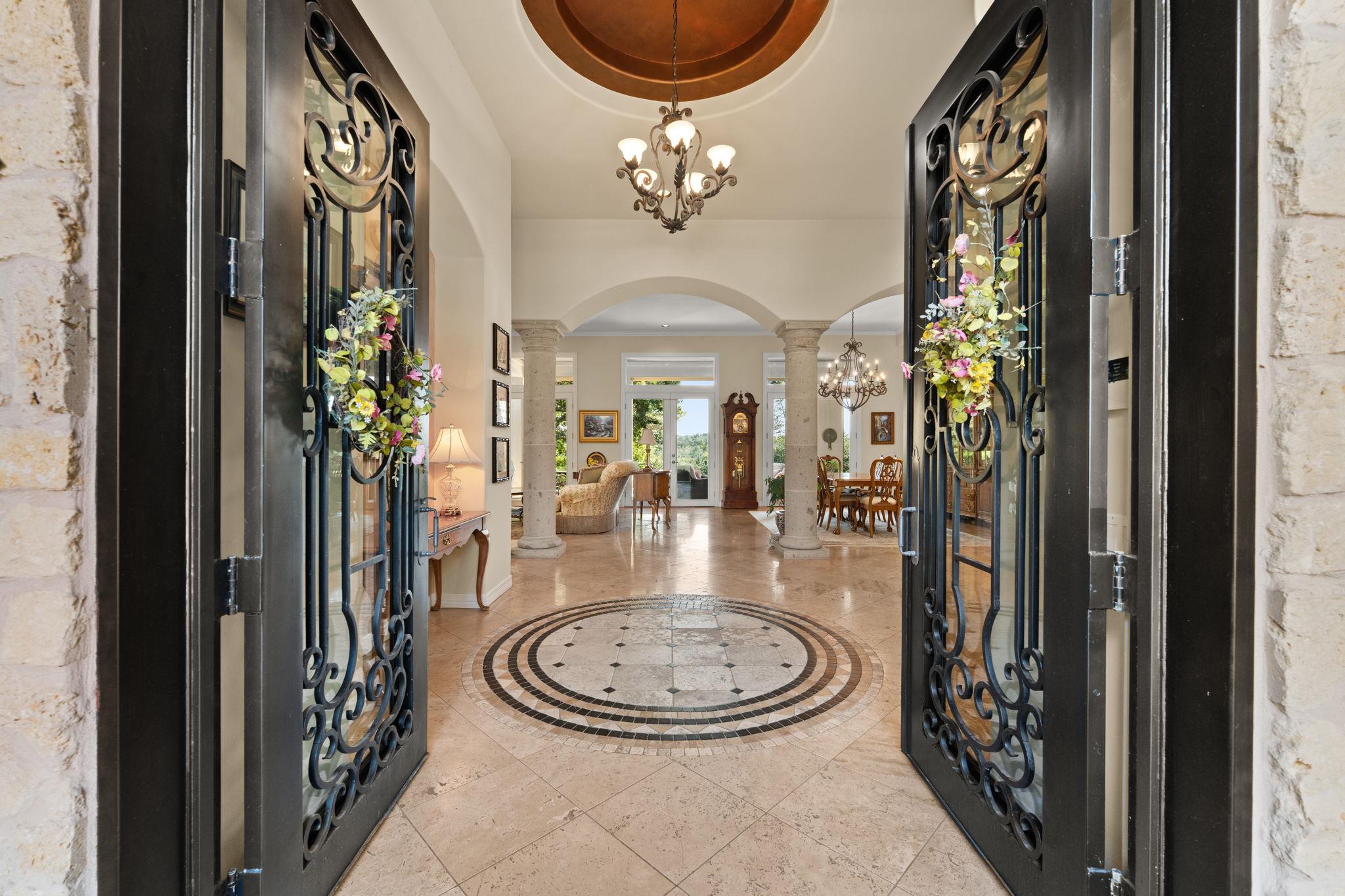 Image 3 of 32 For 201 Bella Cima Dr