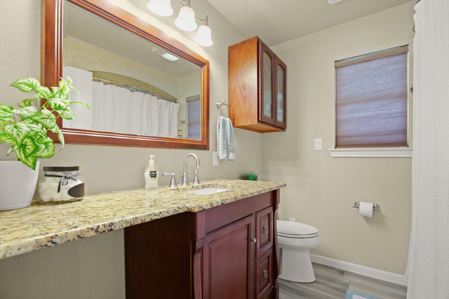 Image 11 of 40 For 1317 Zipp Rd