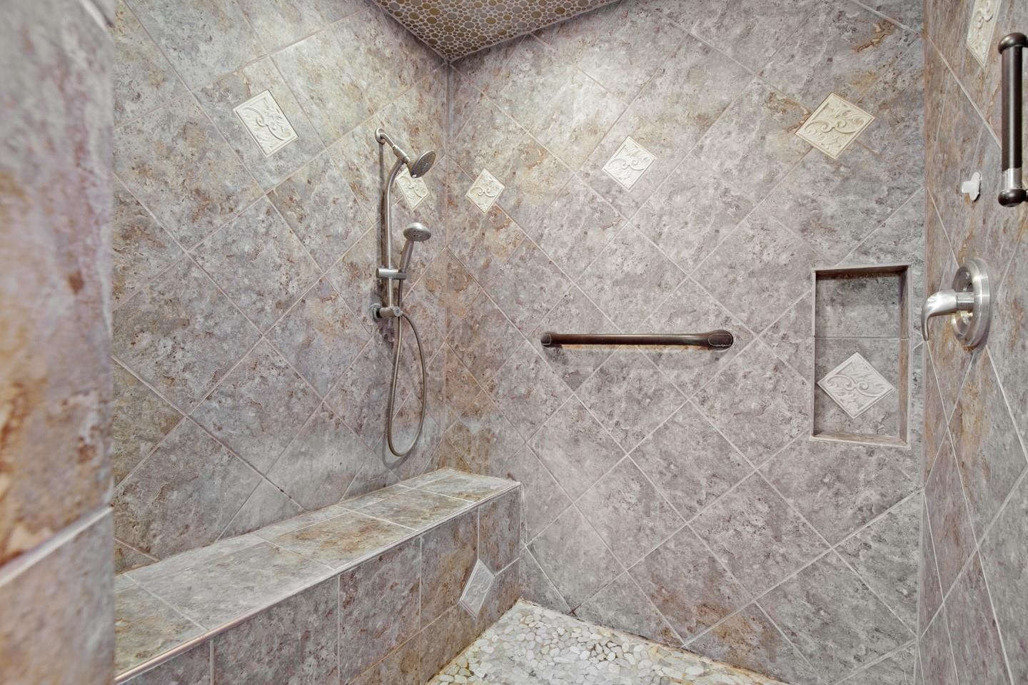 Image 29 of 40 For 1317 Zipp Rd