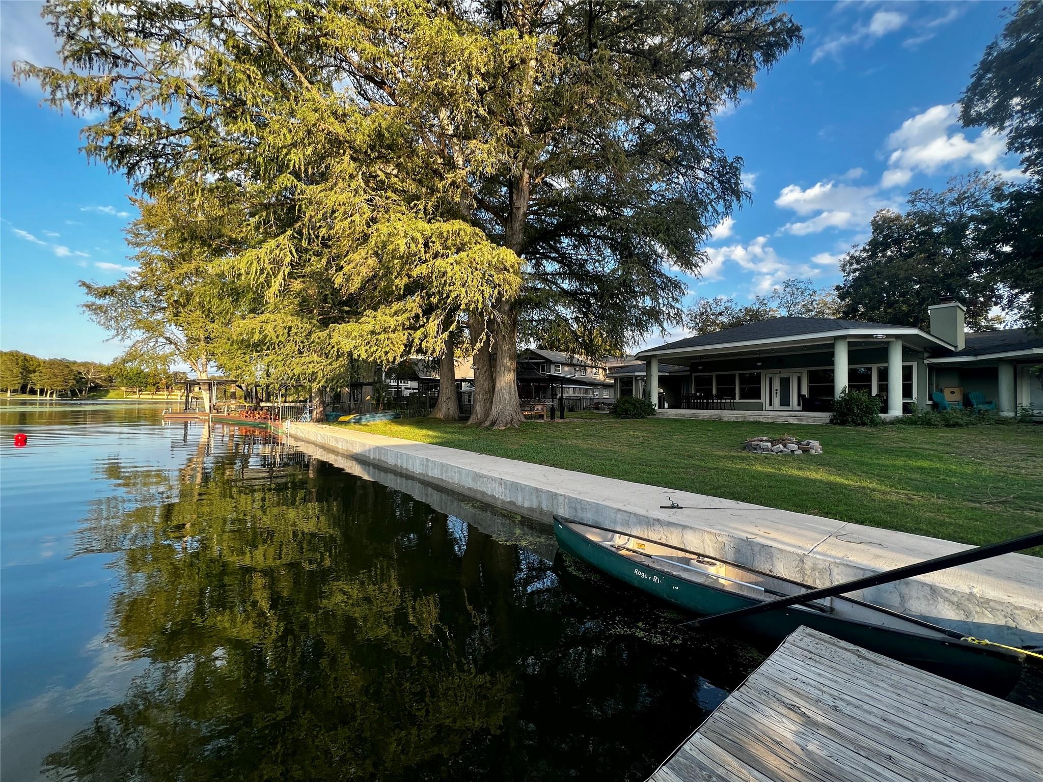 Image 4 of 40 For 1317 Zipp Rd