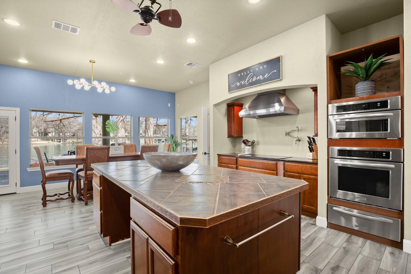 Image 5 of 40 For 1317 Zipp Rd