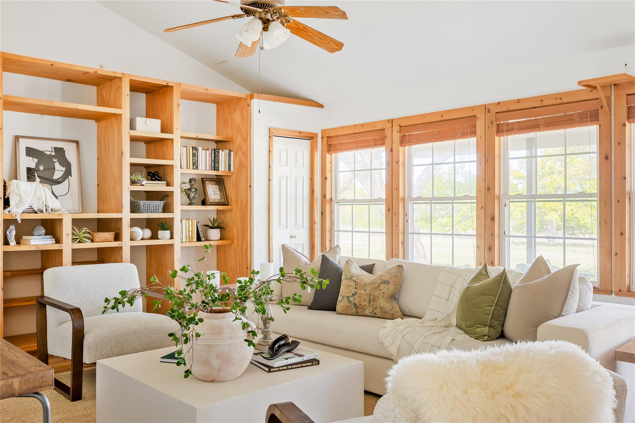 Image 10 of 29 For 9695 W Us 290 Highway