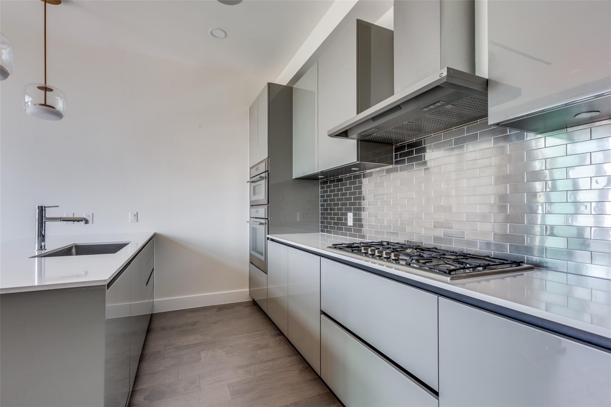 Image 3 of 12 For 123 Lexington Ave 1408