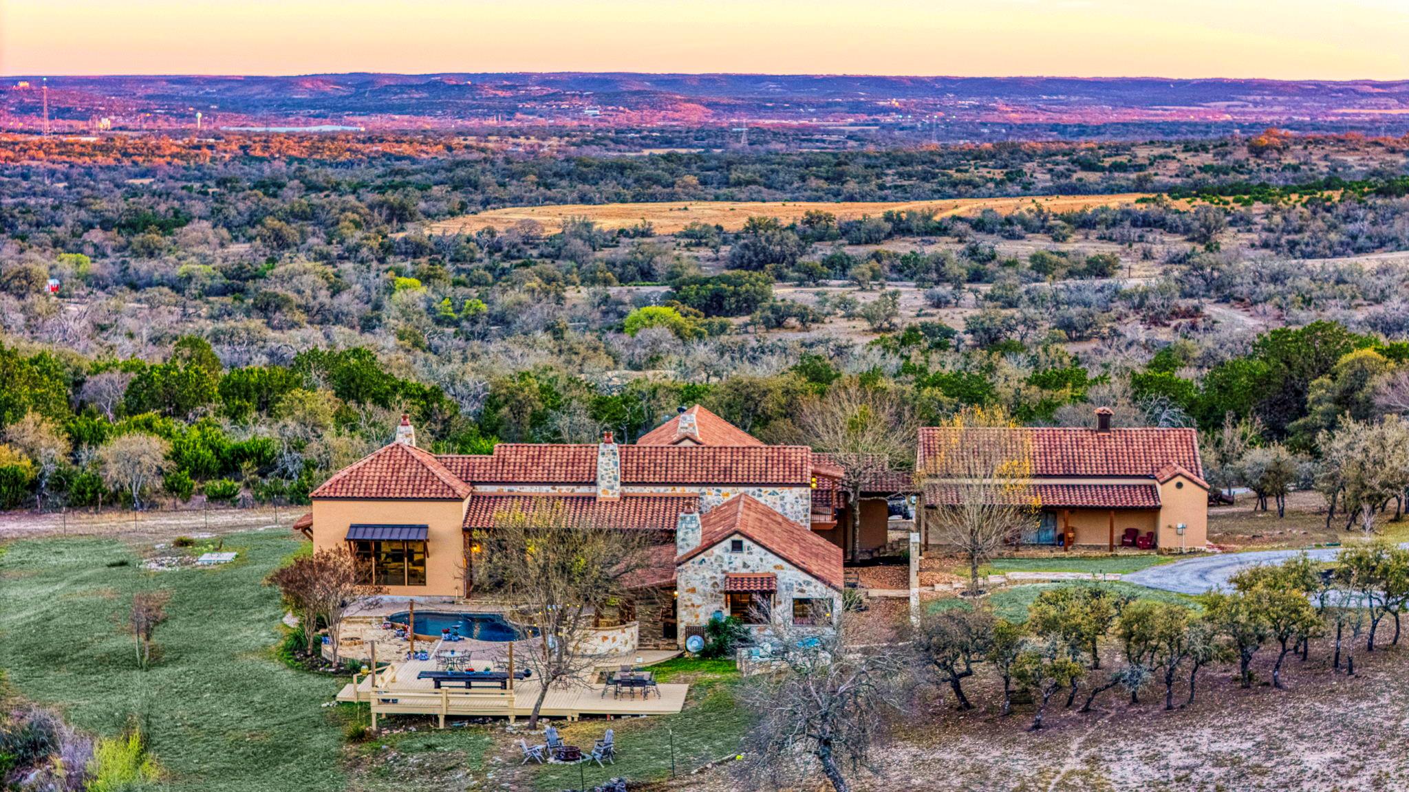Details for 164 Camino Del Reserve, Comfort, TX 78013