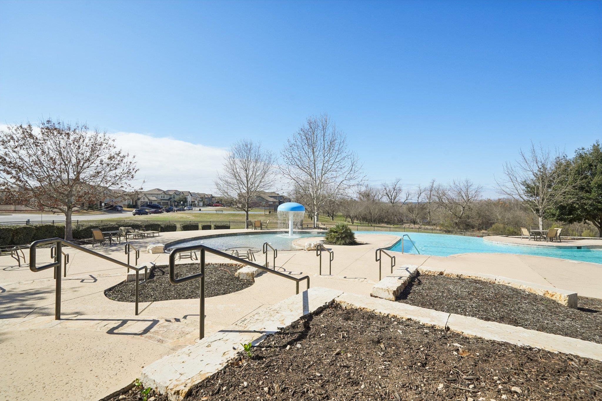 Image 38 of 39 For 12946 Cedarcreek Trl