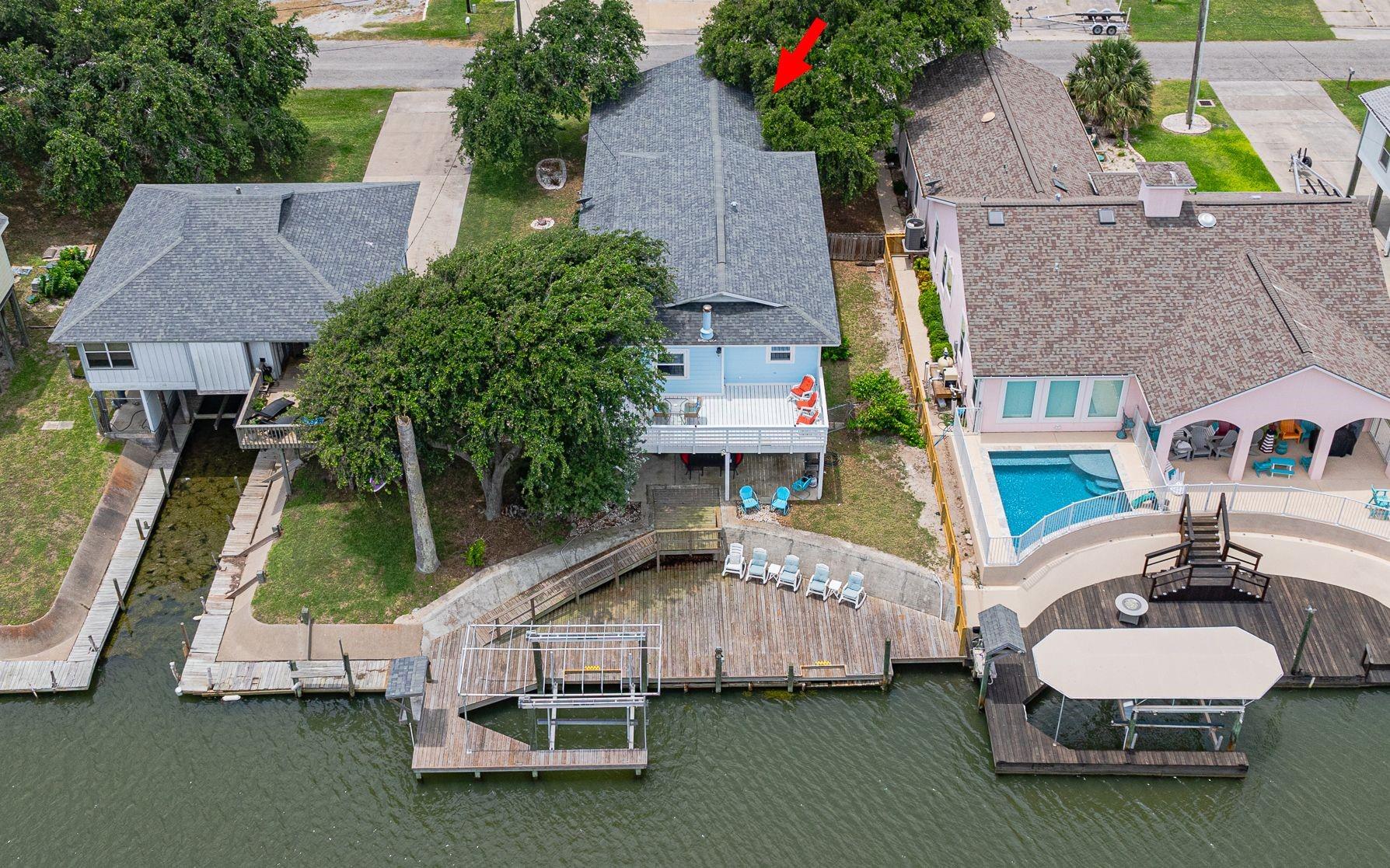 Details for 246 Starboard Ave, Rockport, TX 78382