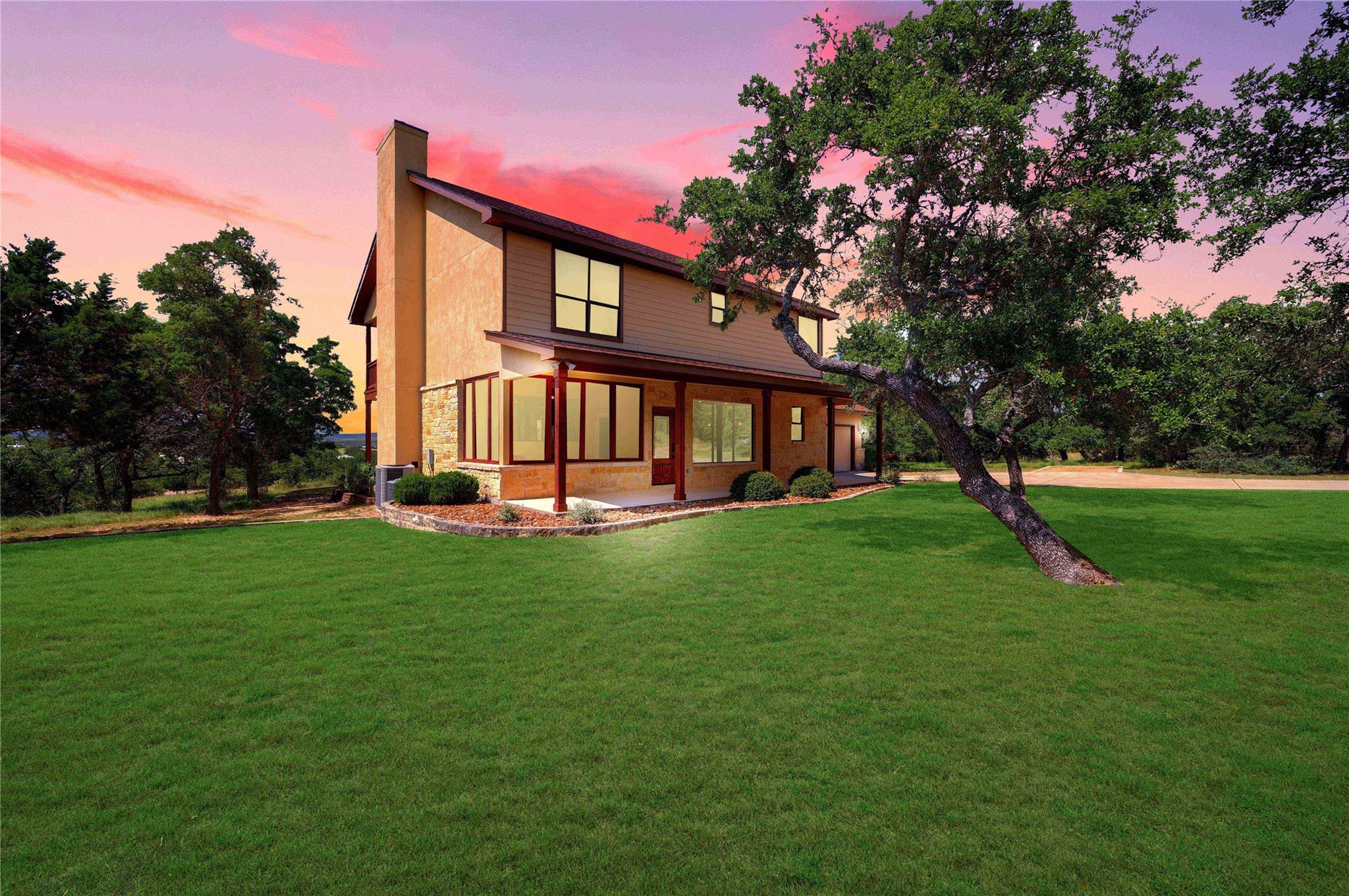 Image 4 of 40 For 995 Cielo Springs Dr