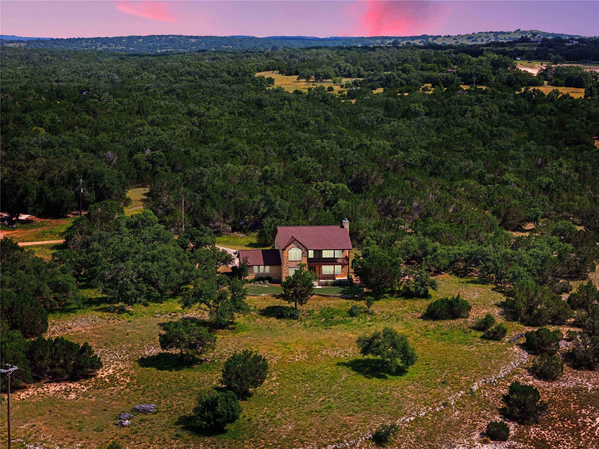 Image 7 of 40 For 995 Cielo Springs Dr