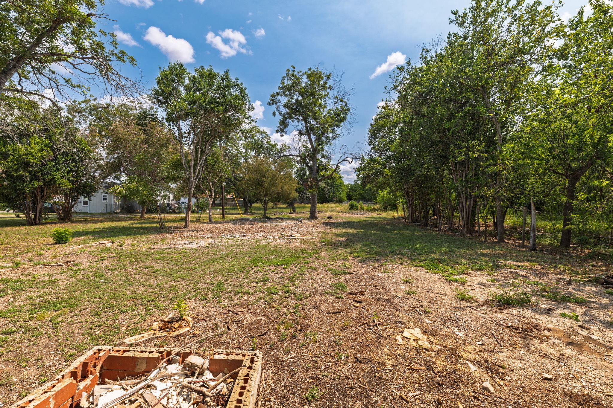 Image 12 of 14 For 1308 Bert St