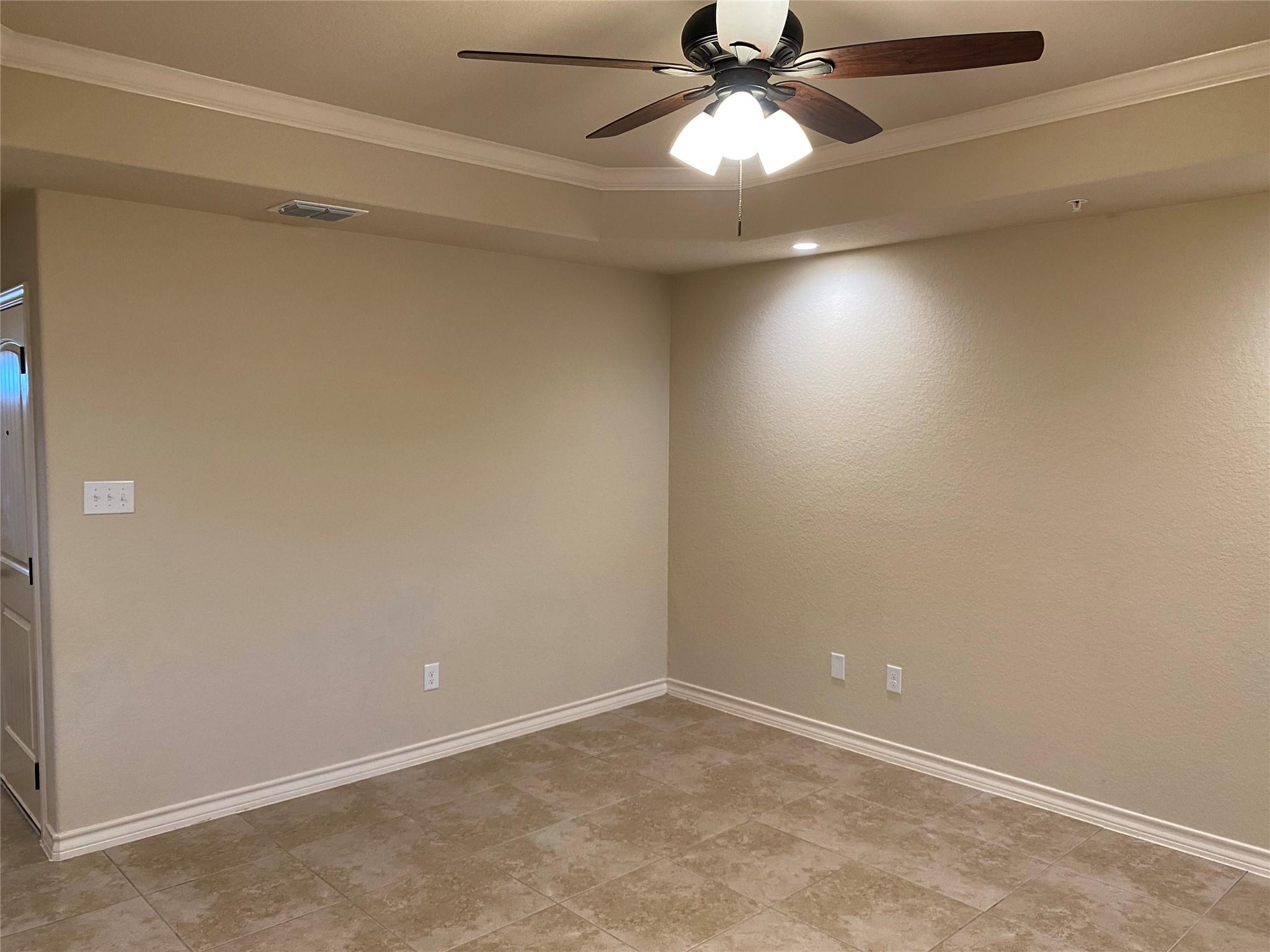 Image 9 of 40 For 6426 Marcel Way 101, 102,