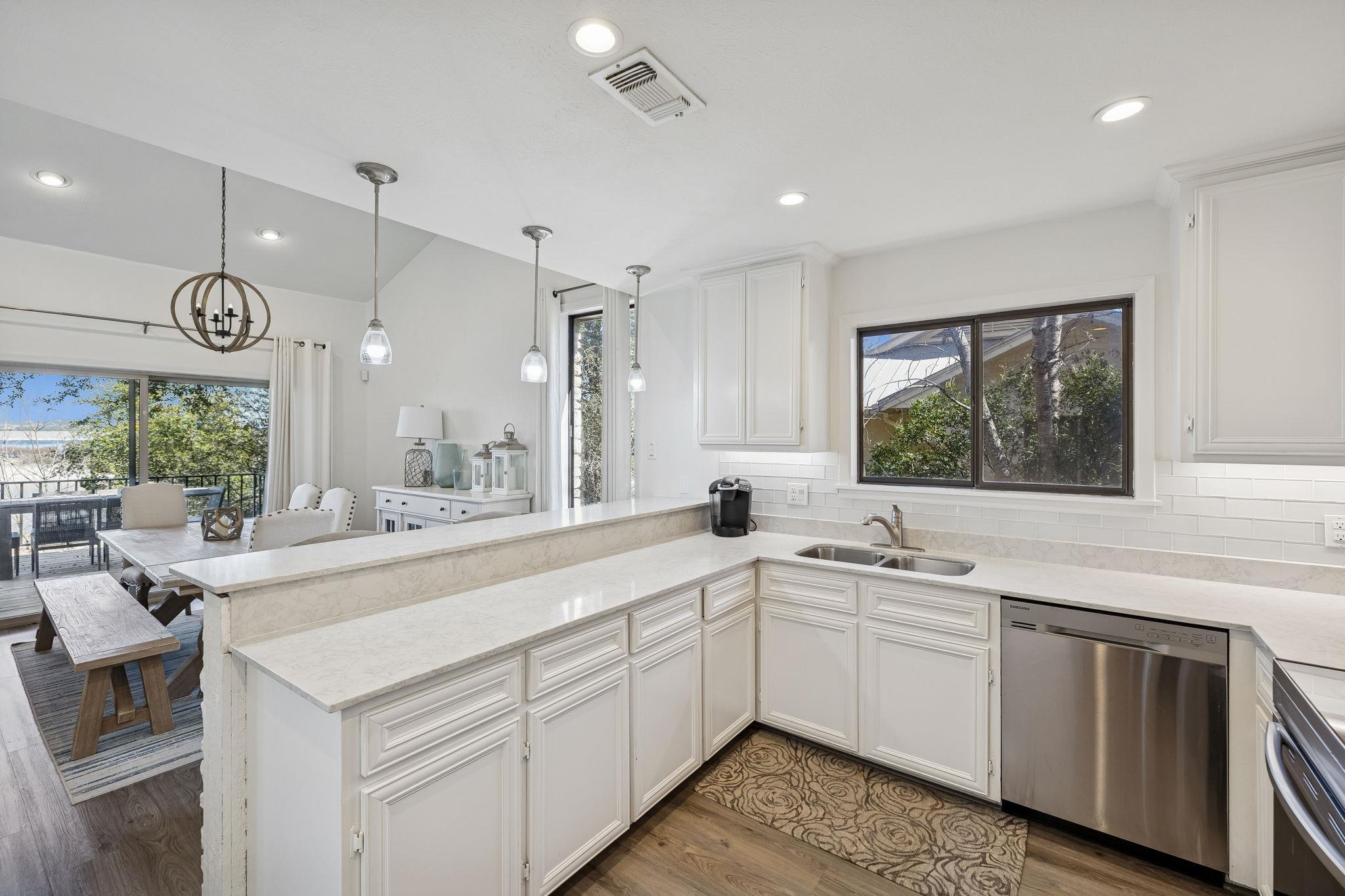 Image 11 of 26 For 2270 Connie Dr