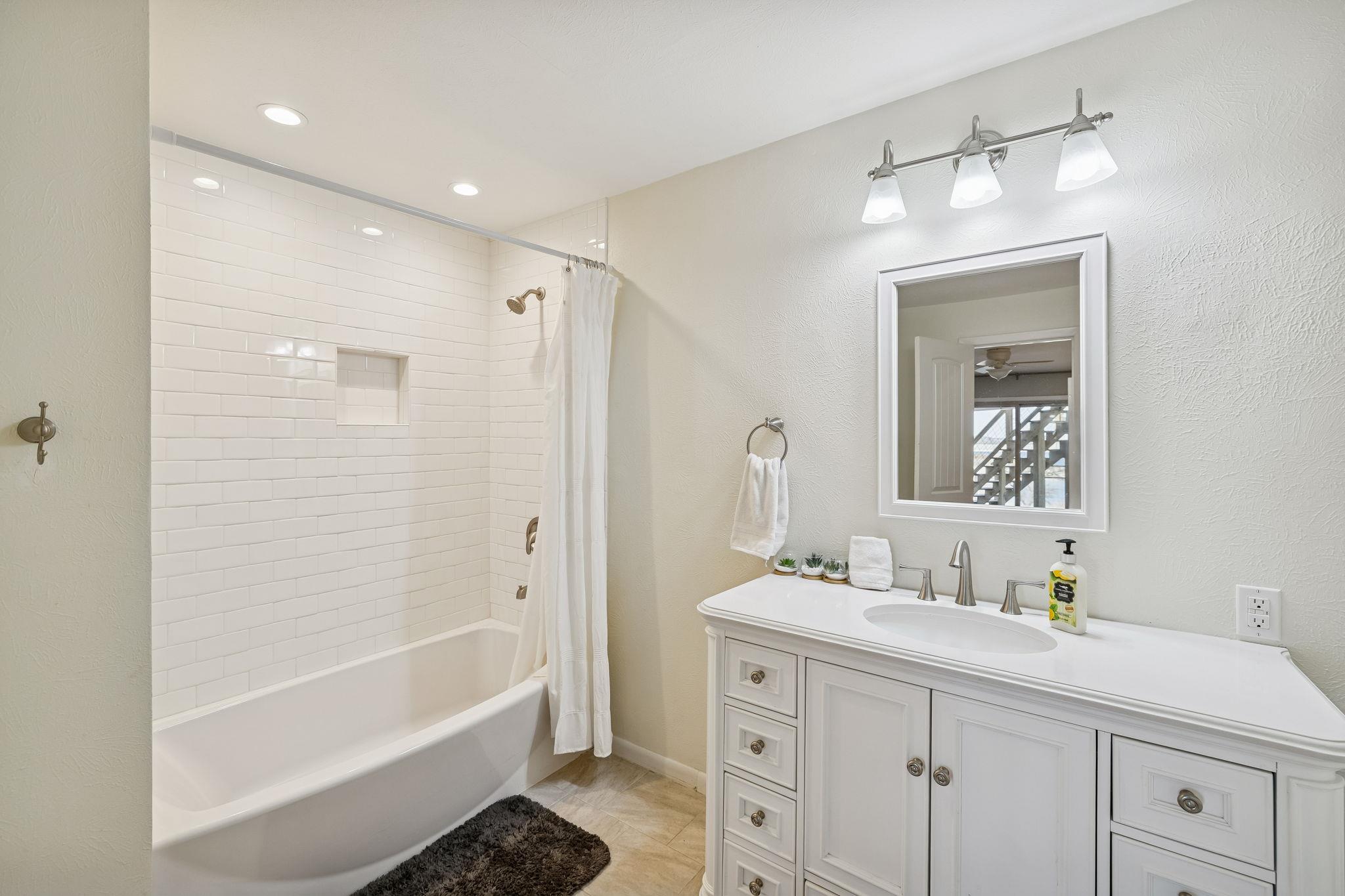 Image 15 of 26 For 2270 Connie Dr