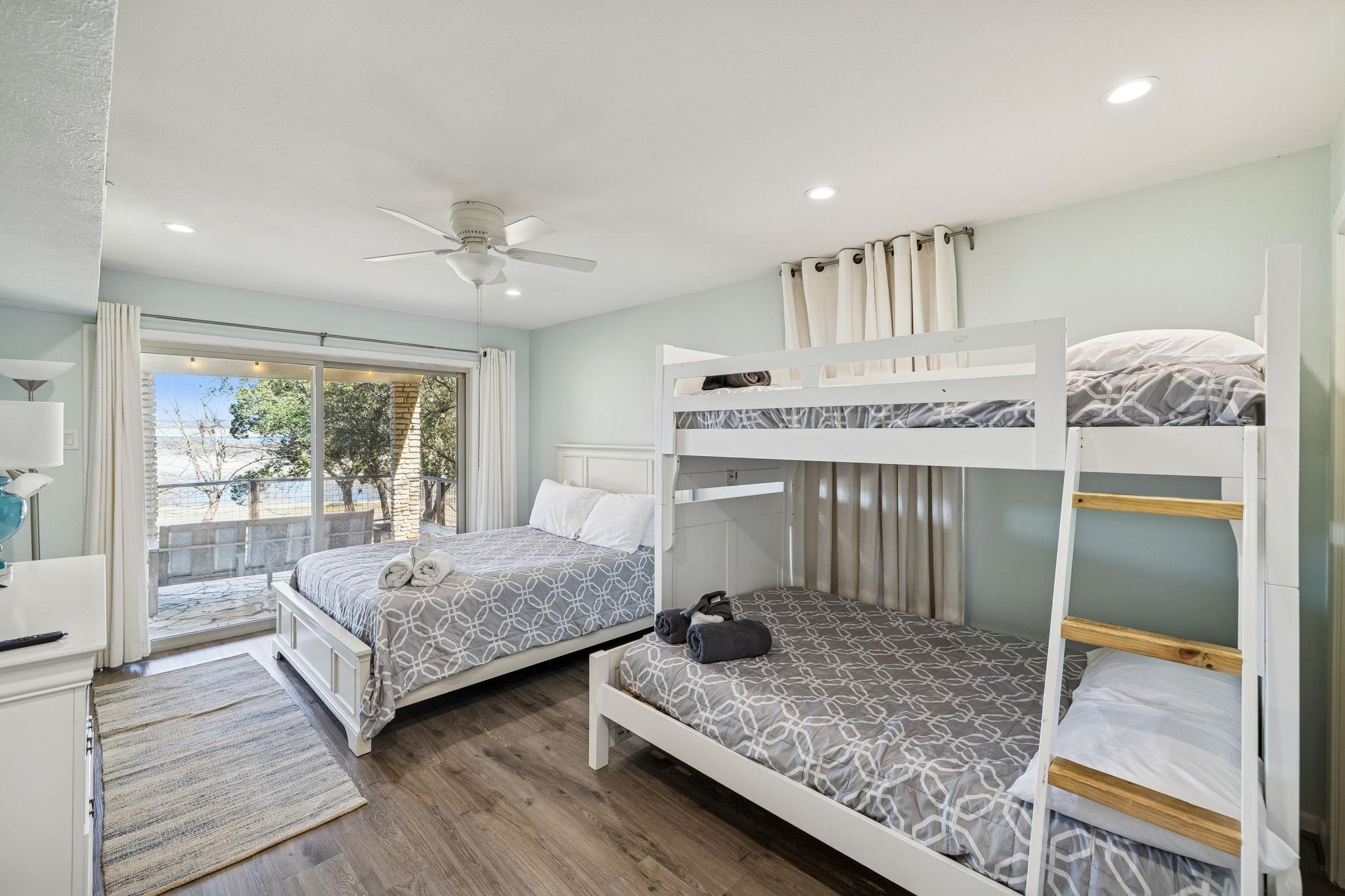 Image 16 of 26 For 2270 Connie Dr