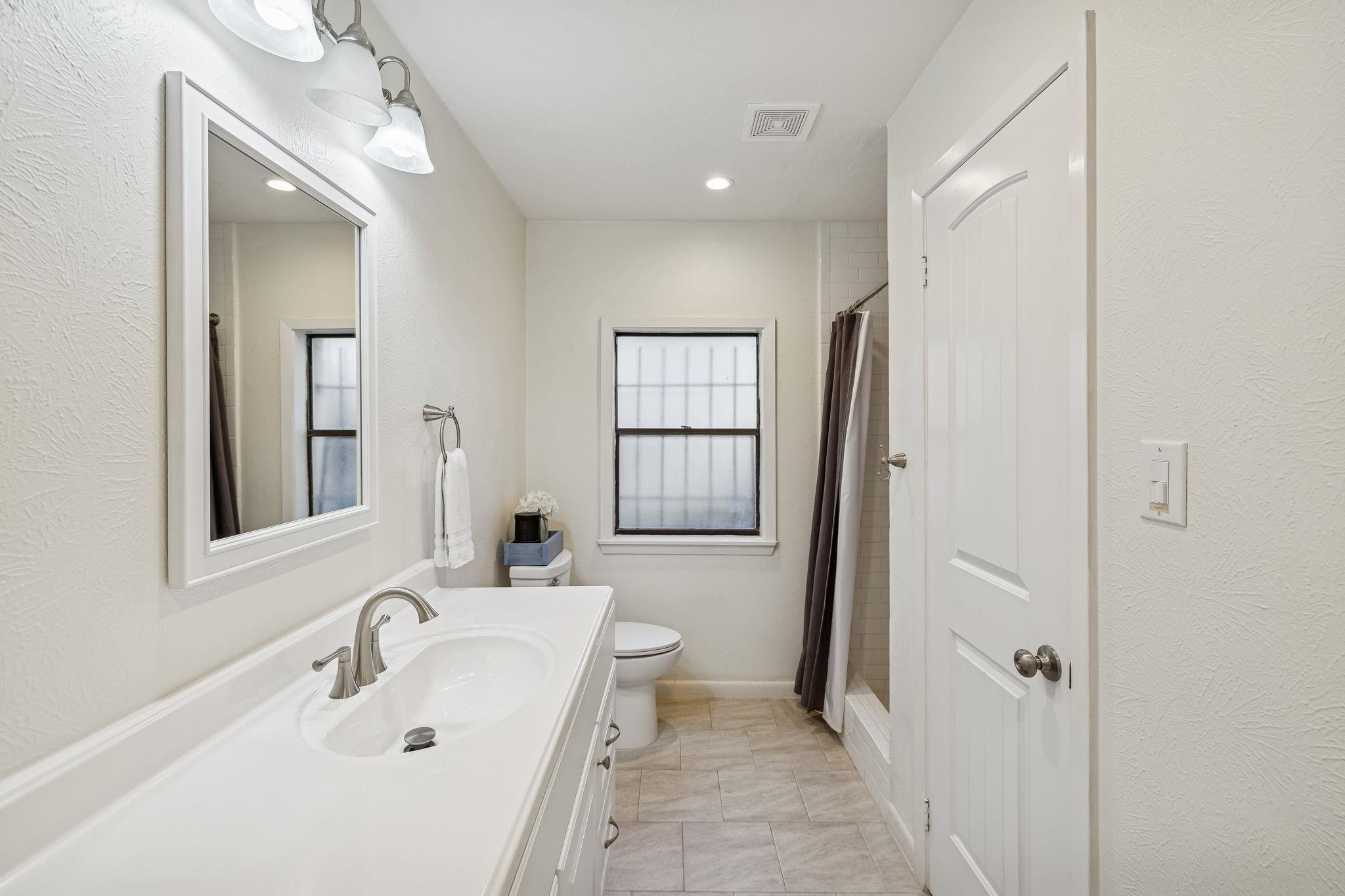 Image 17 of 26 For 2270 Connie Dr