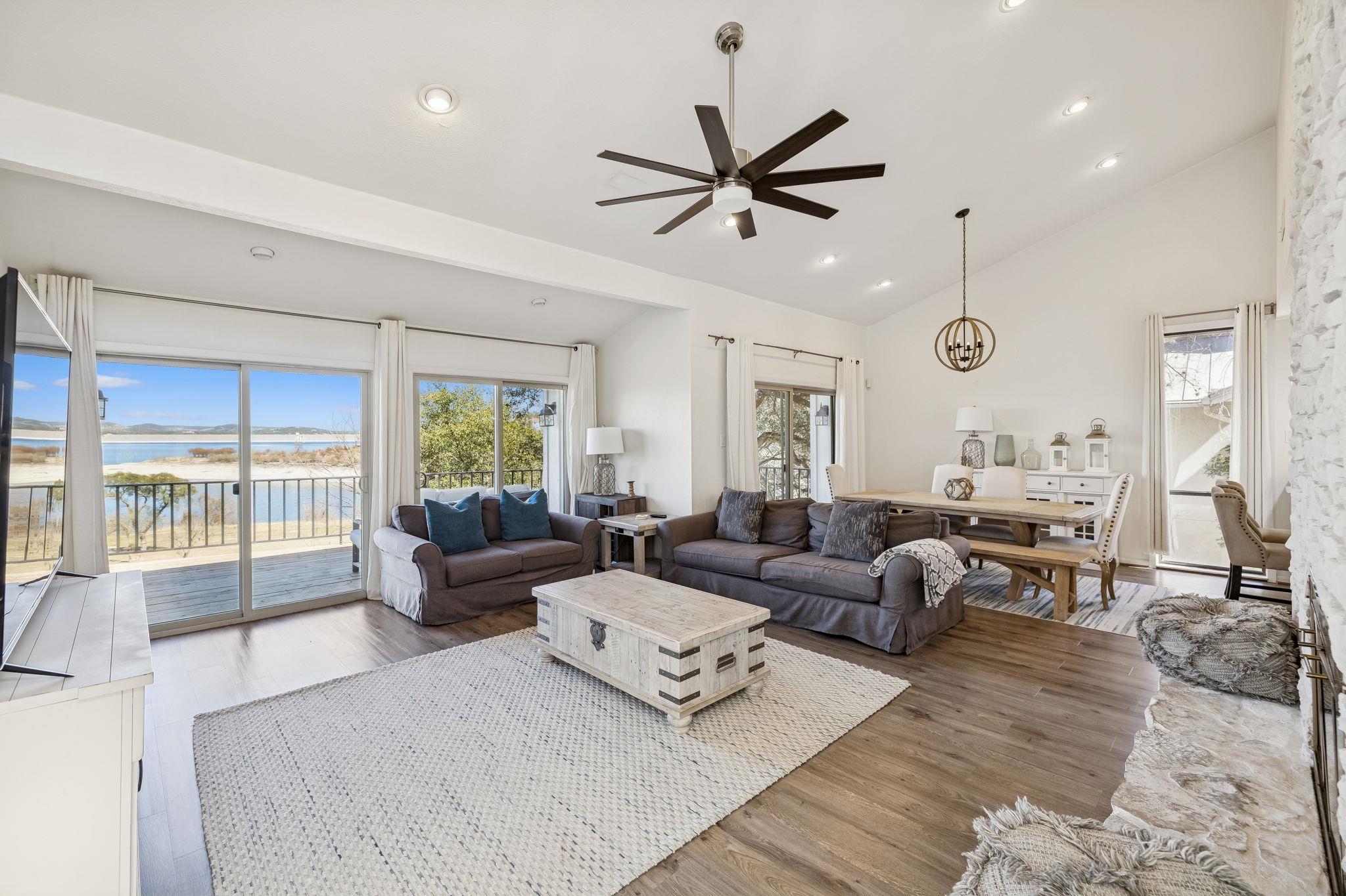 Image 6 of 26 For 2270 Connie Dr