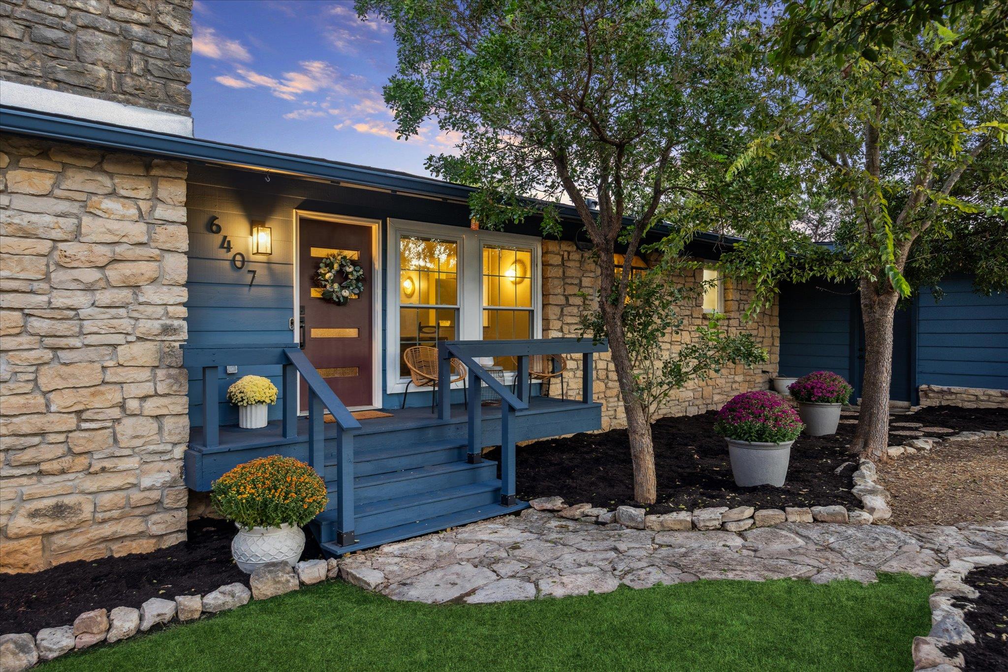 Details for 6407 Lynn Ln, Lago Vista, TX 78645