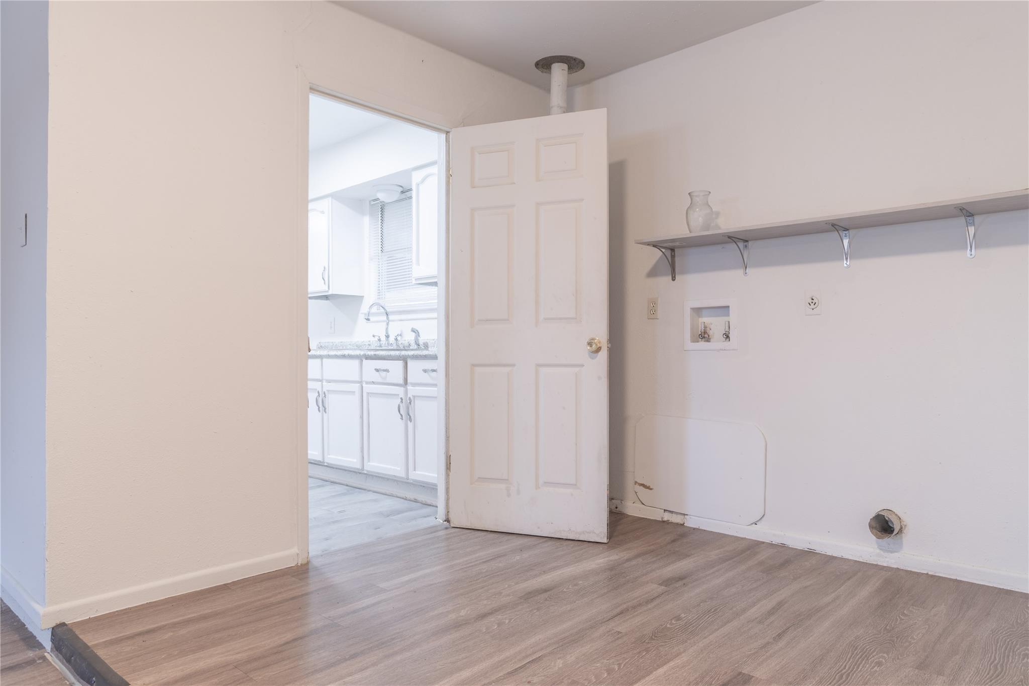 Image 17 of 21 For 1430 State Highway 46 S