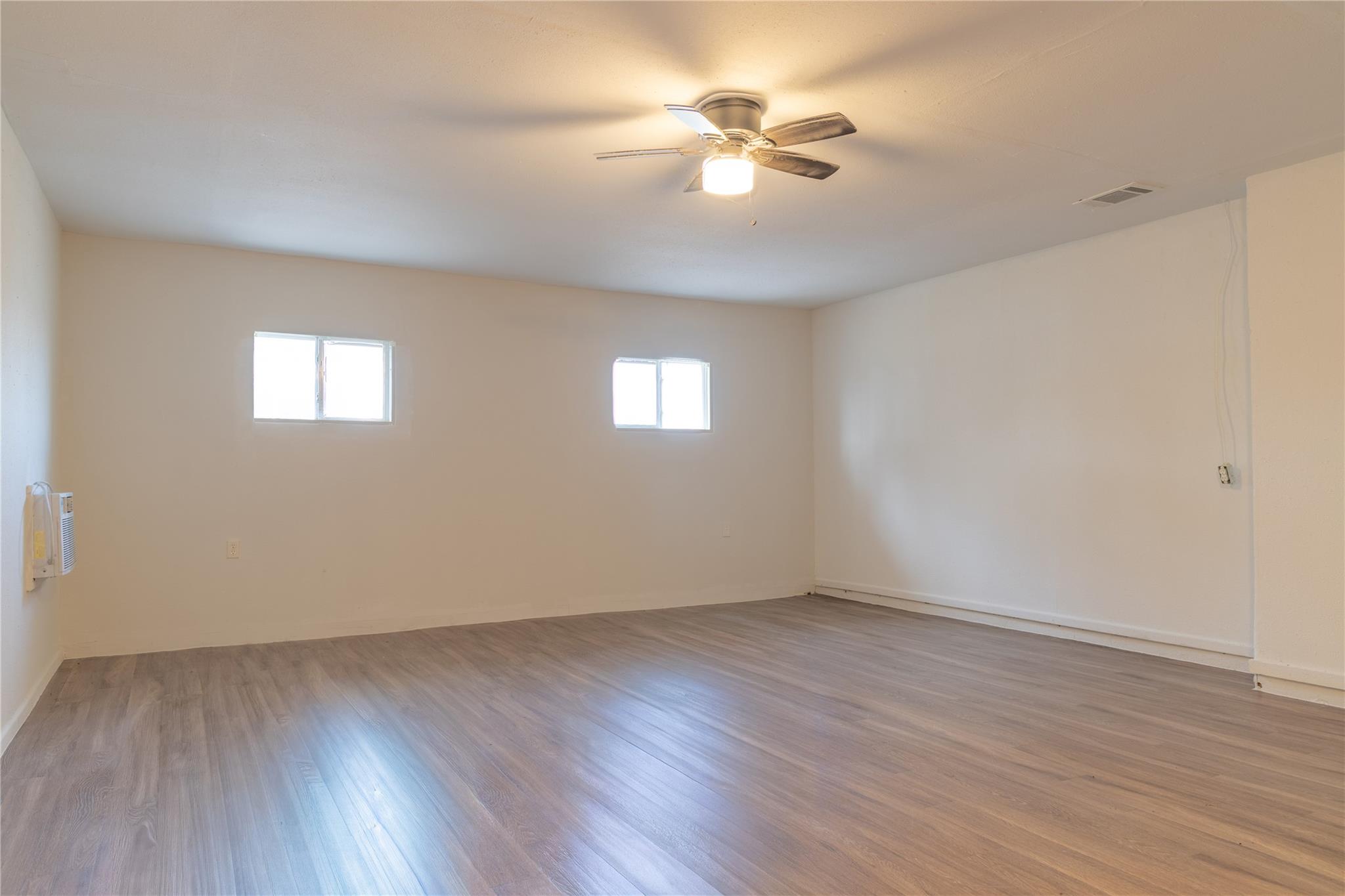 Image 19 of 21 For 1430 State Highway 46 S