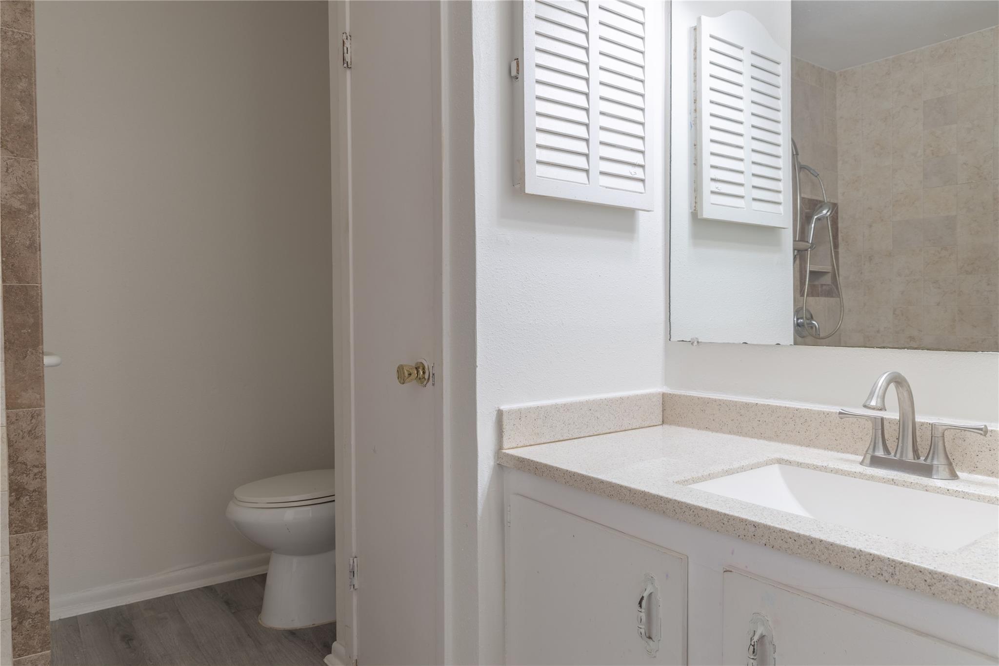 Image 8 of 21 For 1430 State Highway 46 S