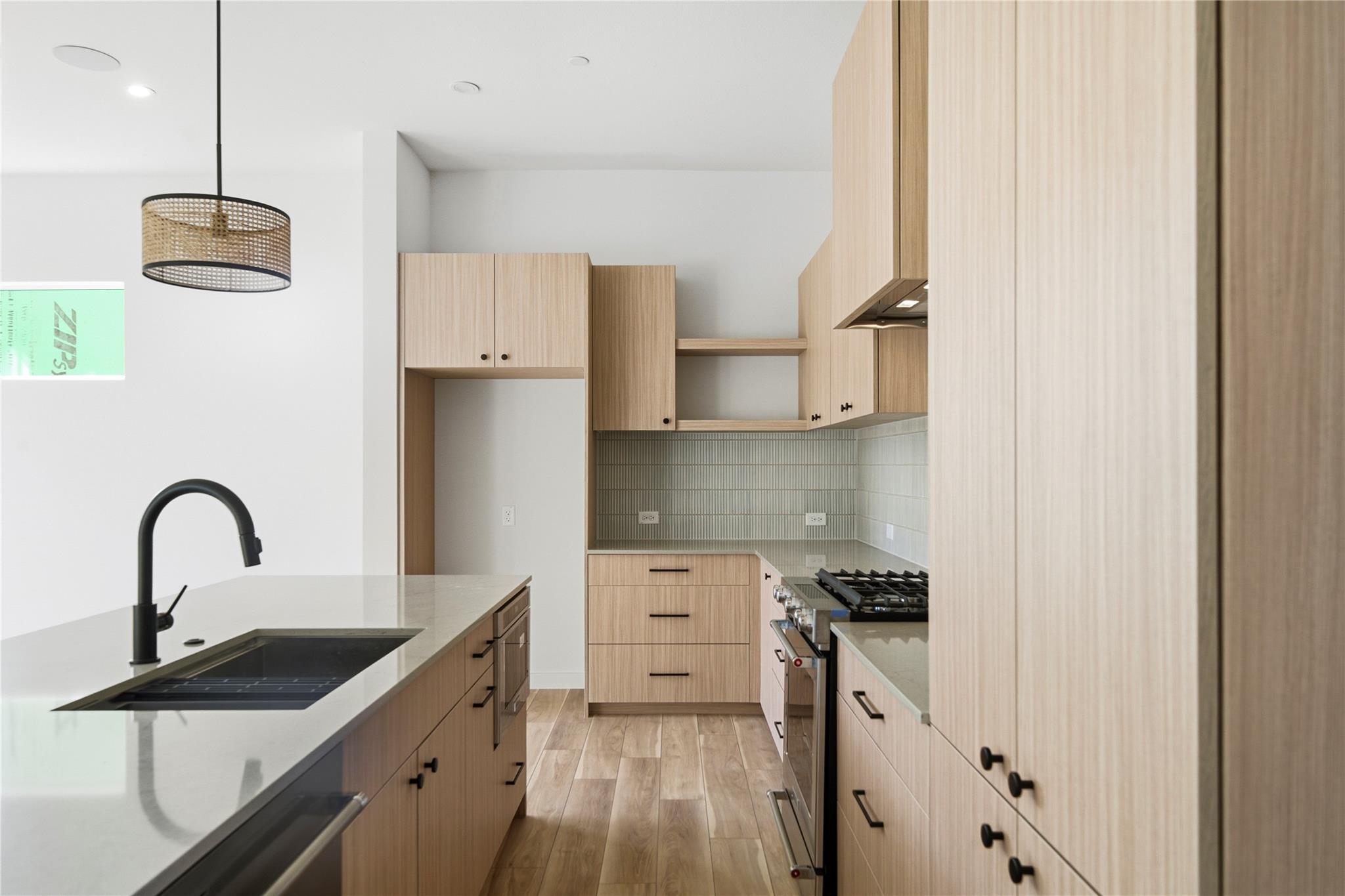 Details for 10813 Hermosillo Dr 1005, Austin, TX 78758