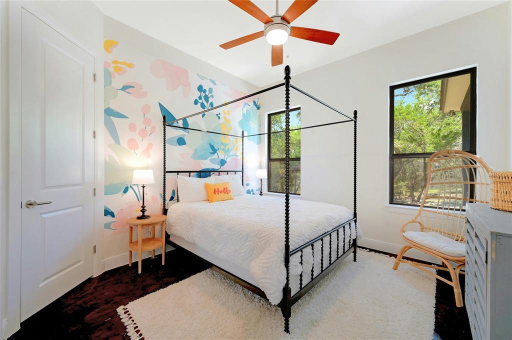 Image 18 of 20 For 2471 George Pass