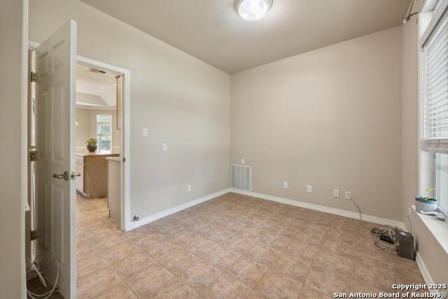Image 15 of 33 For 786 Stirrup Dr
