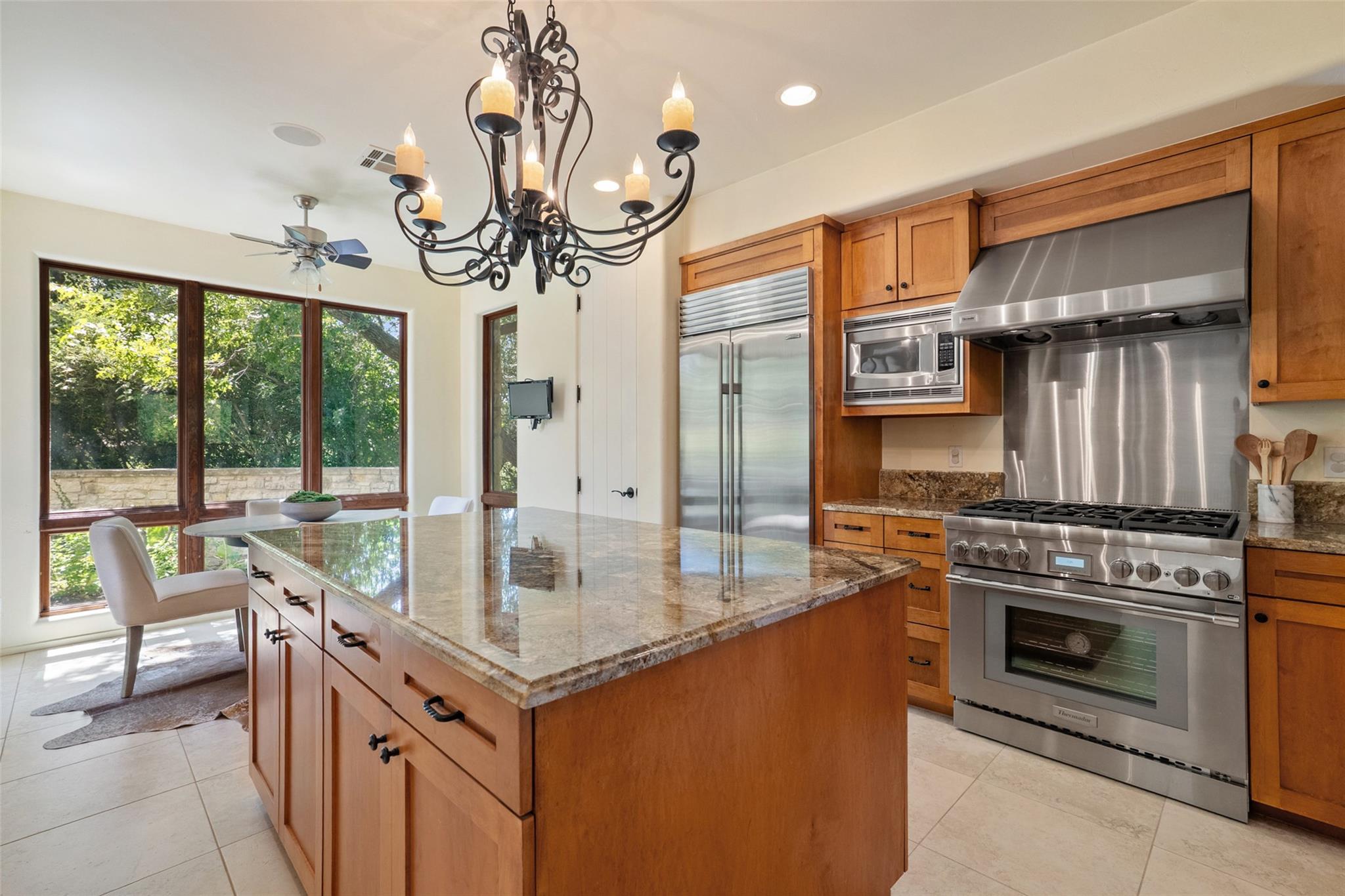 Image 15 of 39 For 1200 Barton Creek Blvd 45