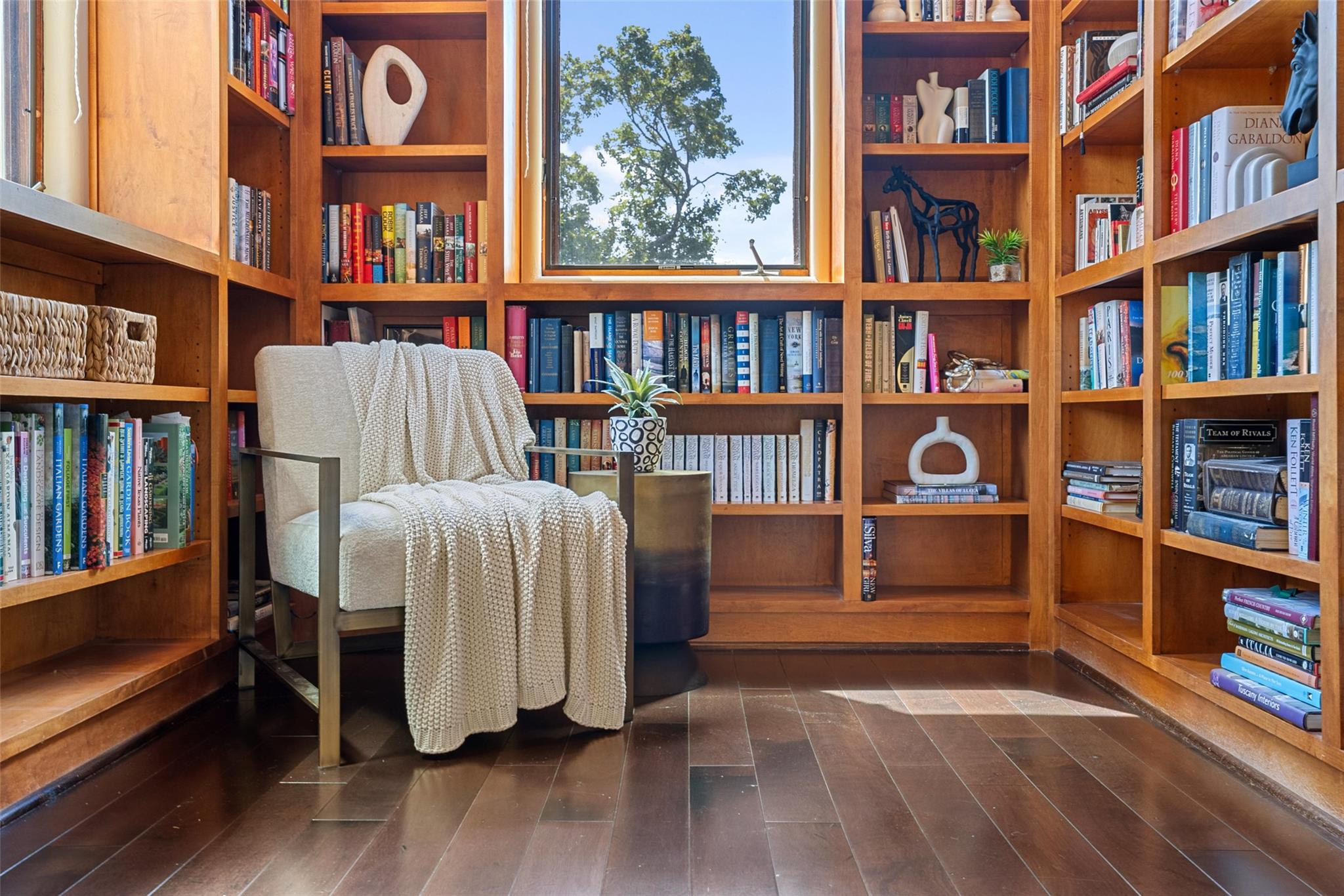 Image 21 of 39 For 1200 Barton Creek Blvd 45