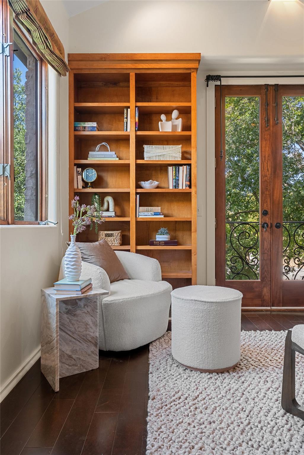 Image 25 of 39 For 1200 Barton Creek Blvd 45