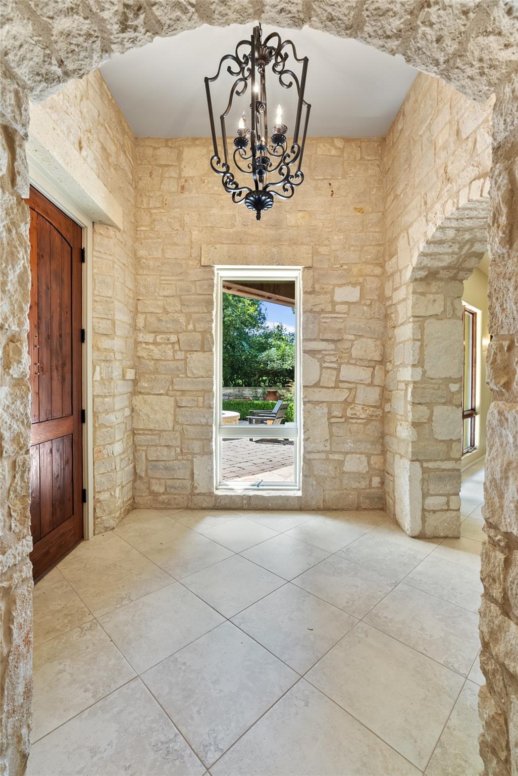 Image 7 of 39 For 1200 Barton Creek Blvd 45