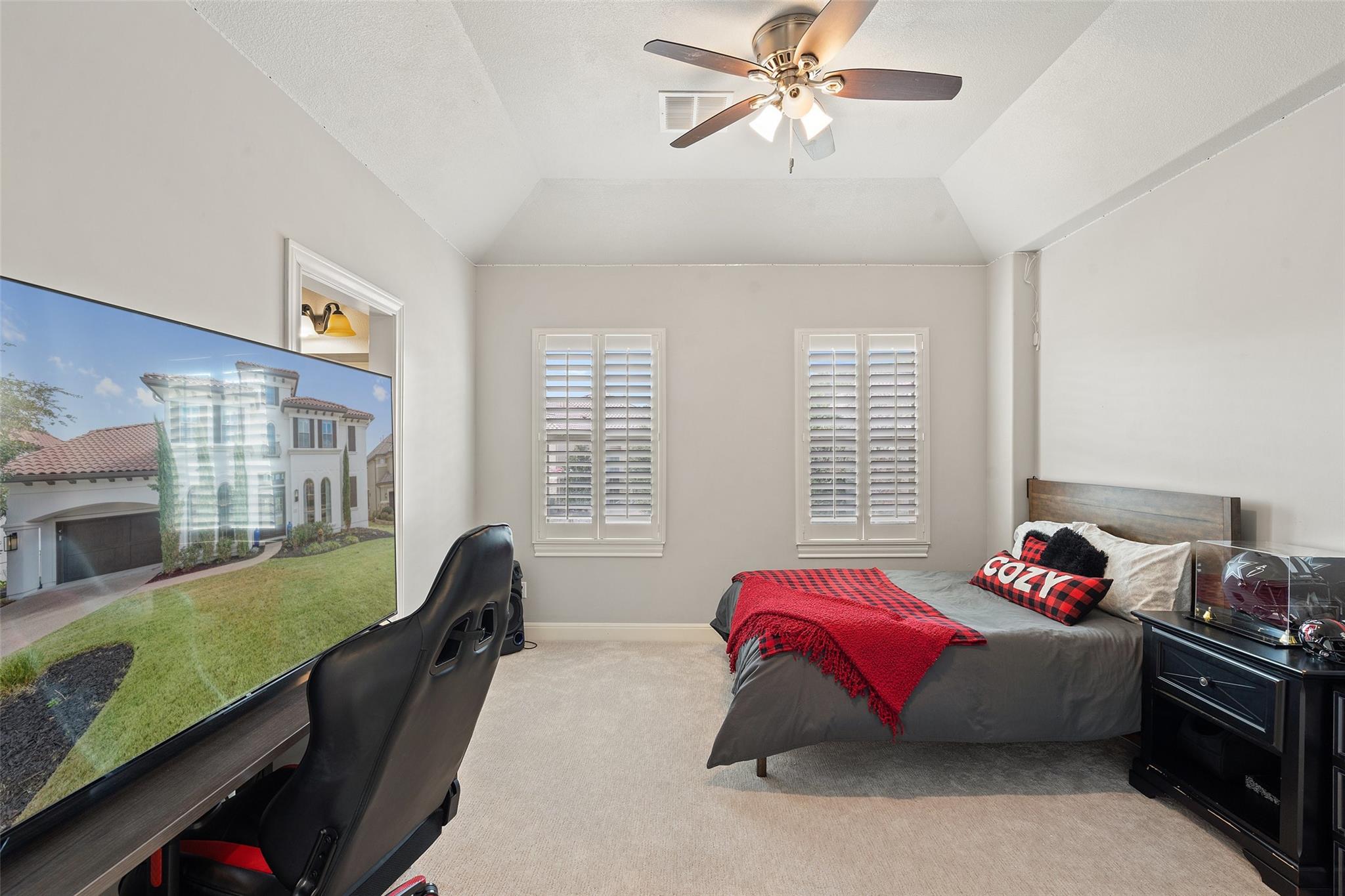 Image 25 of 40 For 11507 Shoreview Overlook