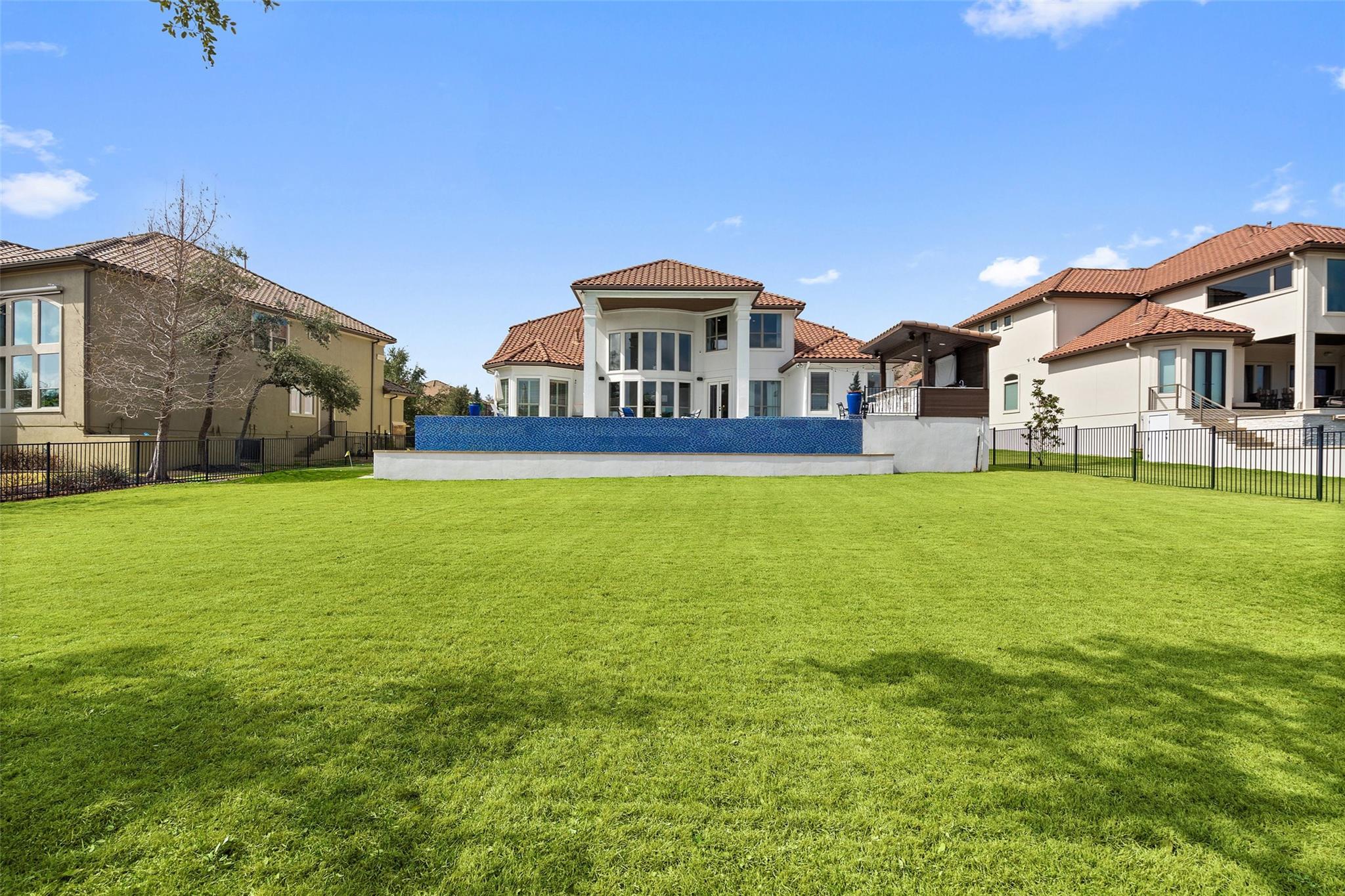 Image 36 of 40 For 11507 Shoreview Overlook