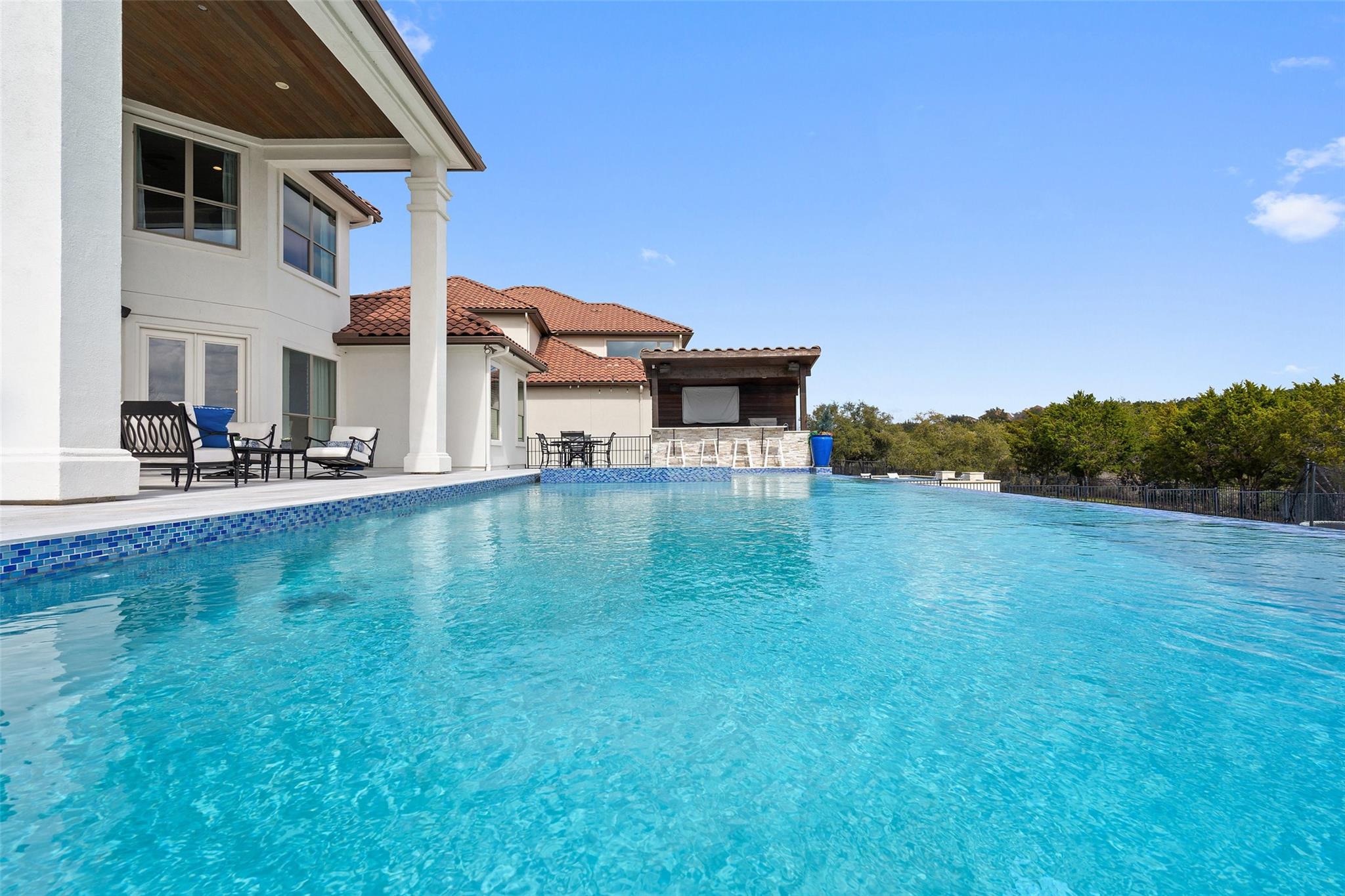 Image 7 of 40 For 11507 Shoreview Overlook