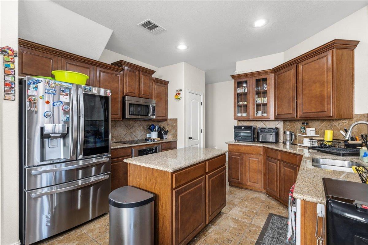 Image 15 of 34 For 117 Emory Fields Dr