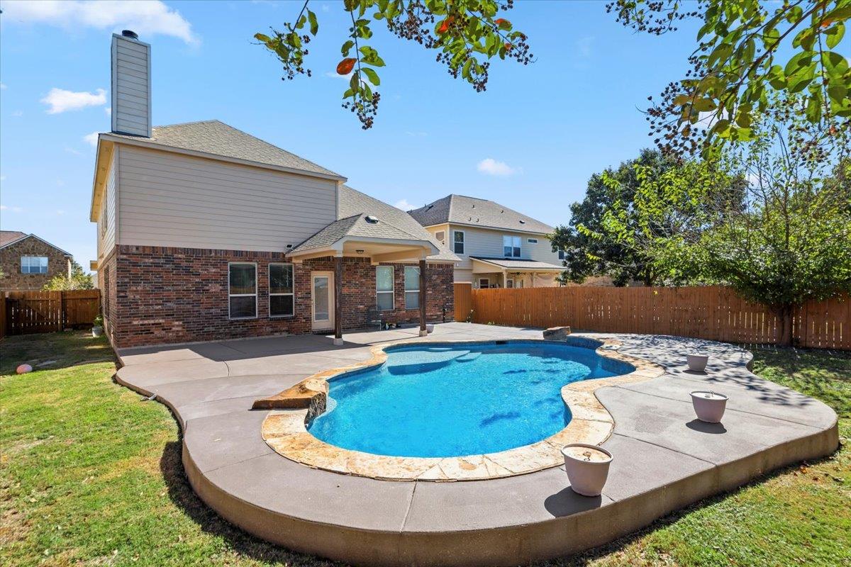 Image 2 of 34 For 117 Emory Fields Dr