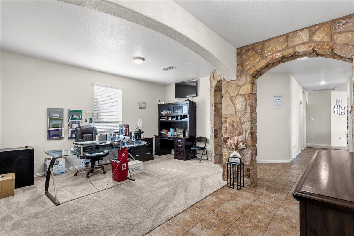 Image 6 of 34 For 117 Emory Fields Dr