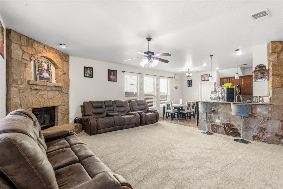 Image 7 of 34 For 117 Emory Fields Dr