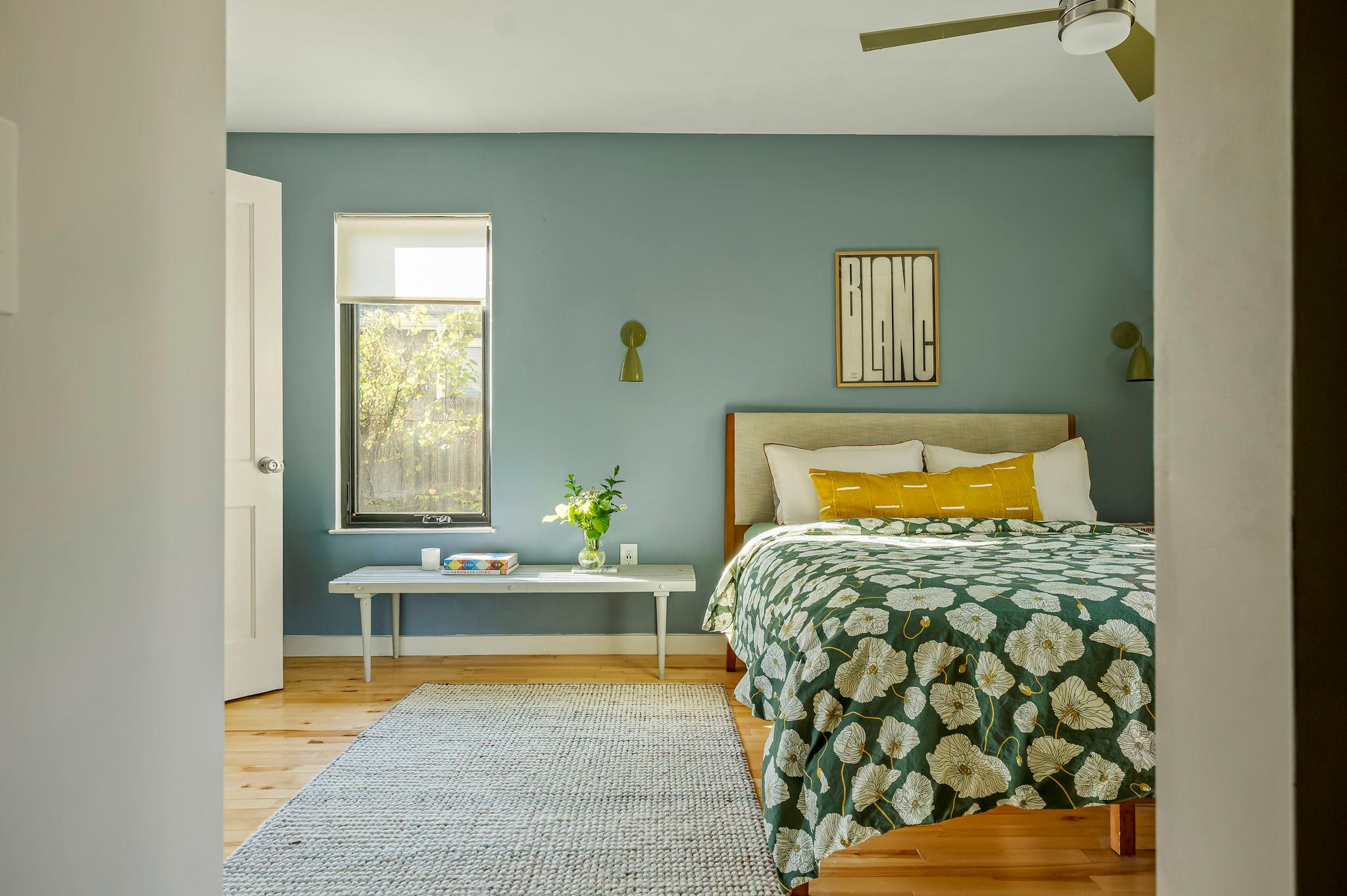 Image 15 of 37 For 618 Denson Dr