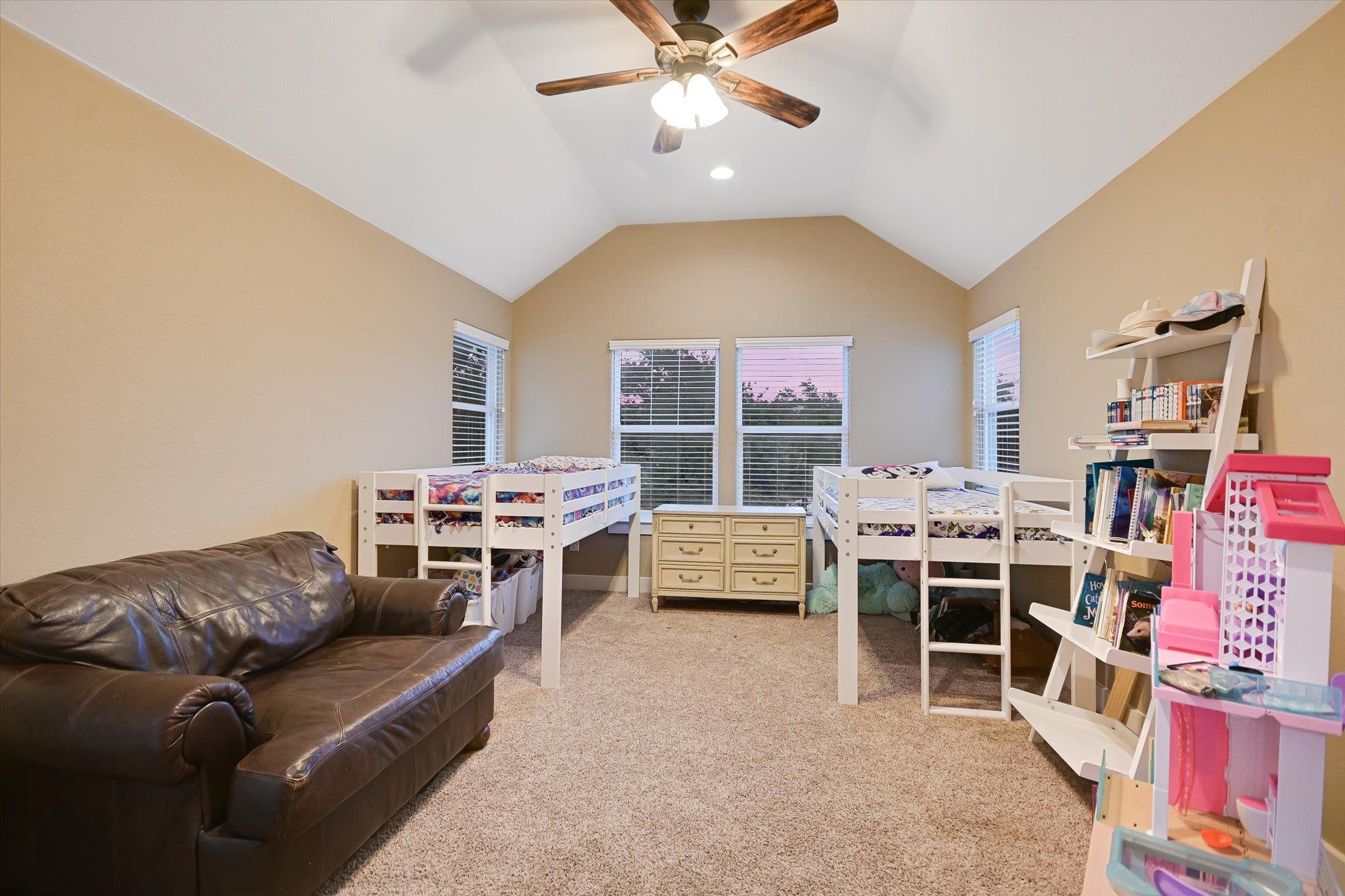 Image 13 of 34 For 8305 Ozark Dr