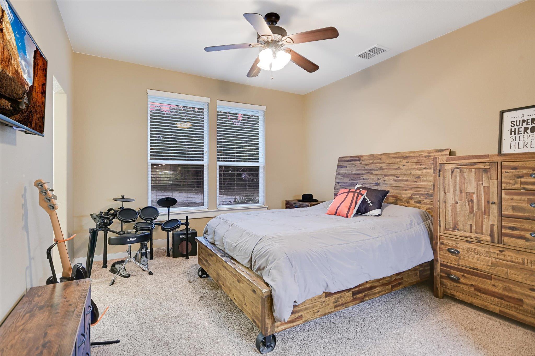 Image 15 of 34 For 8305 Ozark Dr