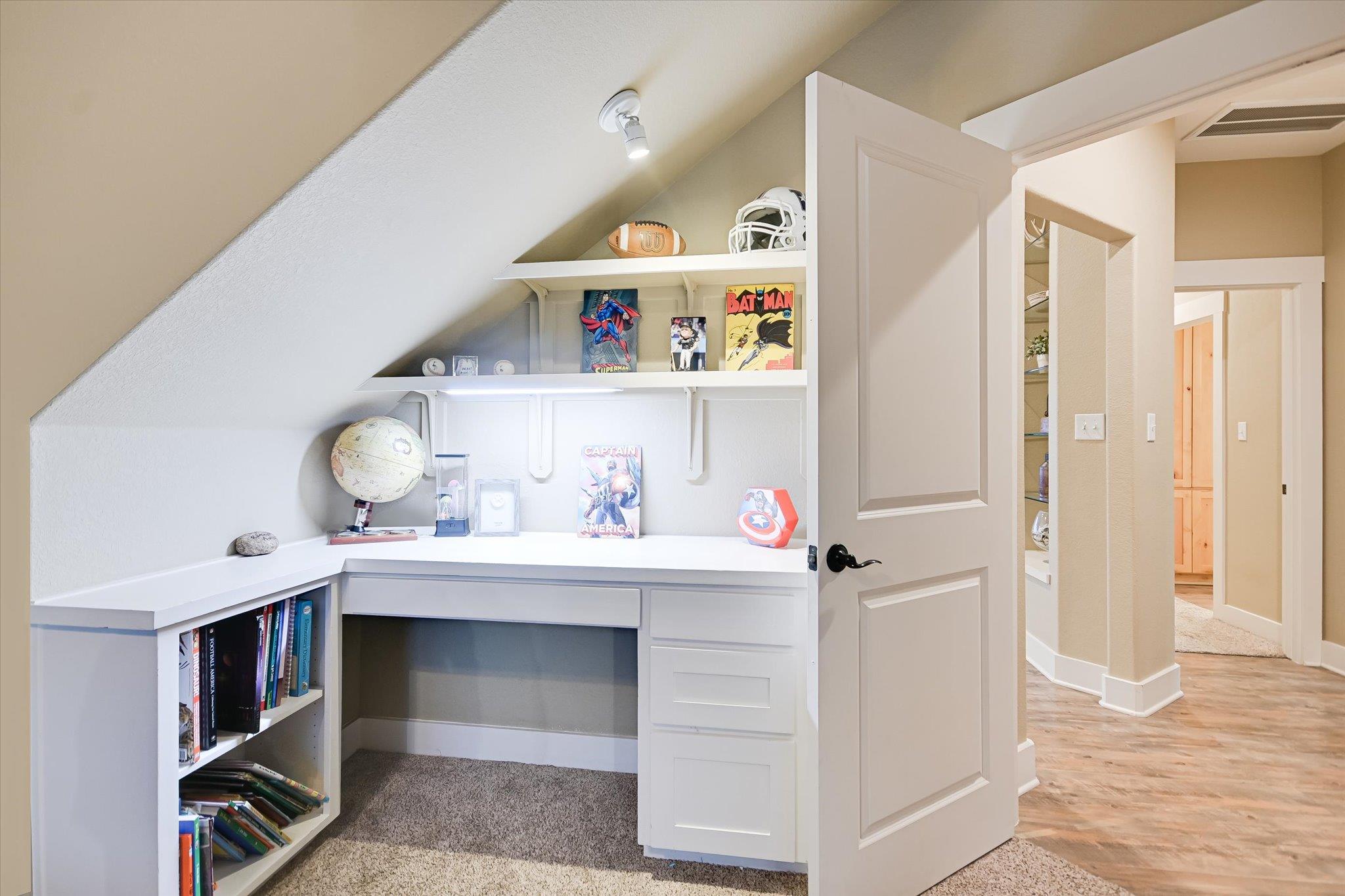 Image 16 of 34 For 8305 Ozark Dr