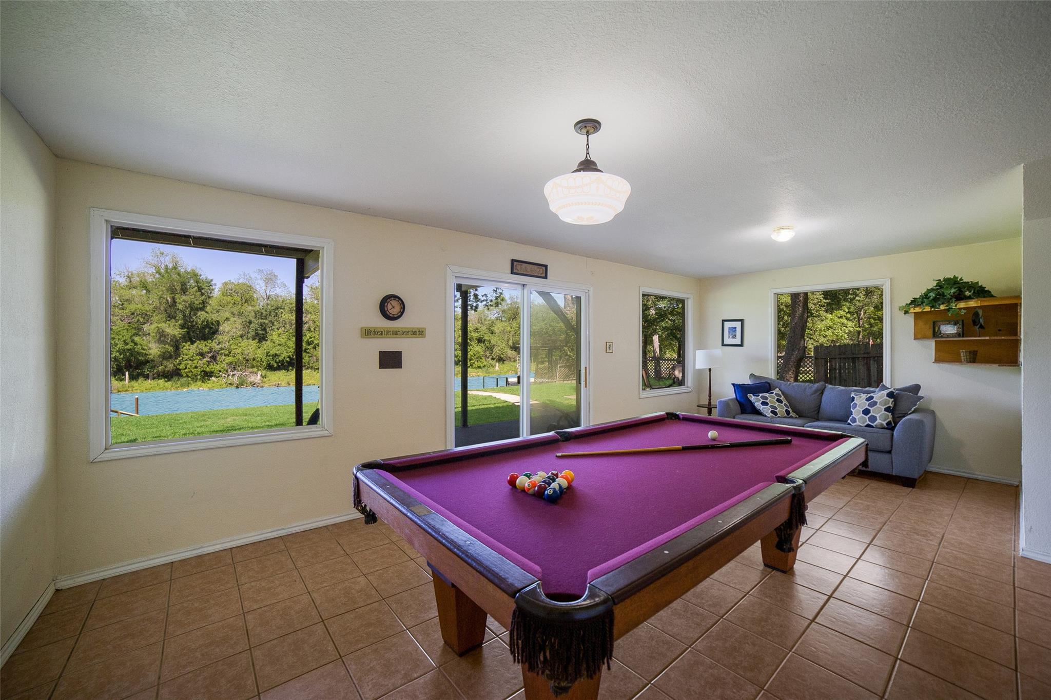 Image 19 of 30 For 298 Meadowlake Dr