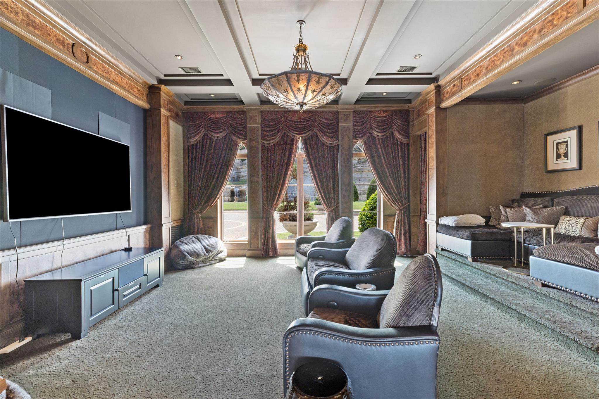 Image 21 of 39 For 12400 Cedar St