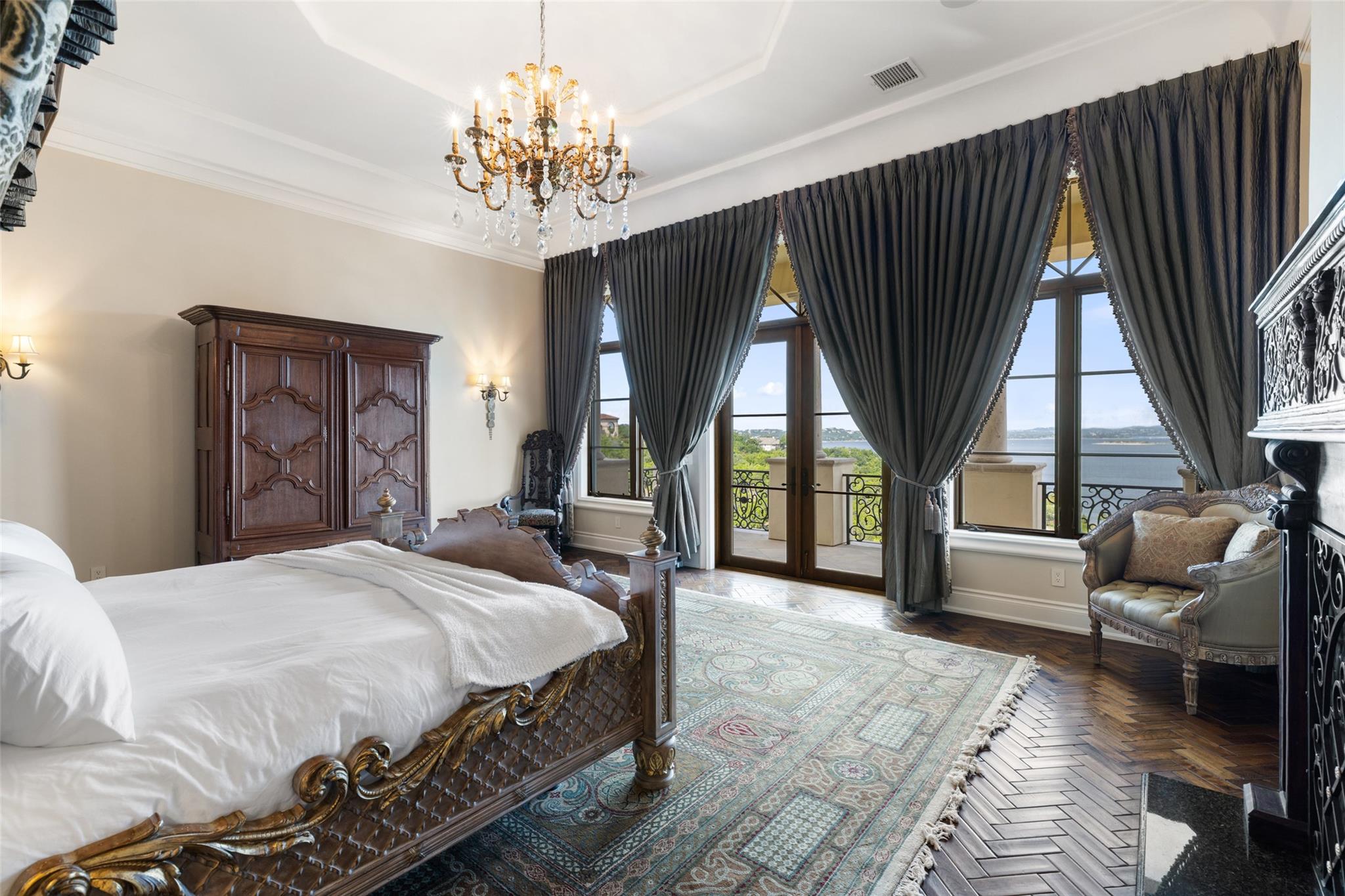 Image 22 of 39 For 12400 Cedar St